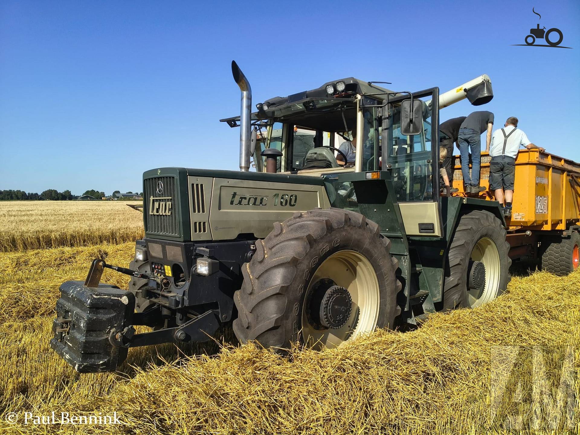 LTS Trac 160 tractor in actie