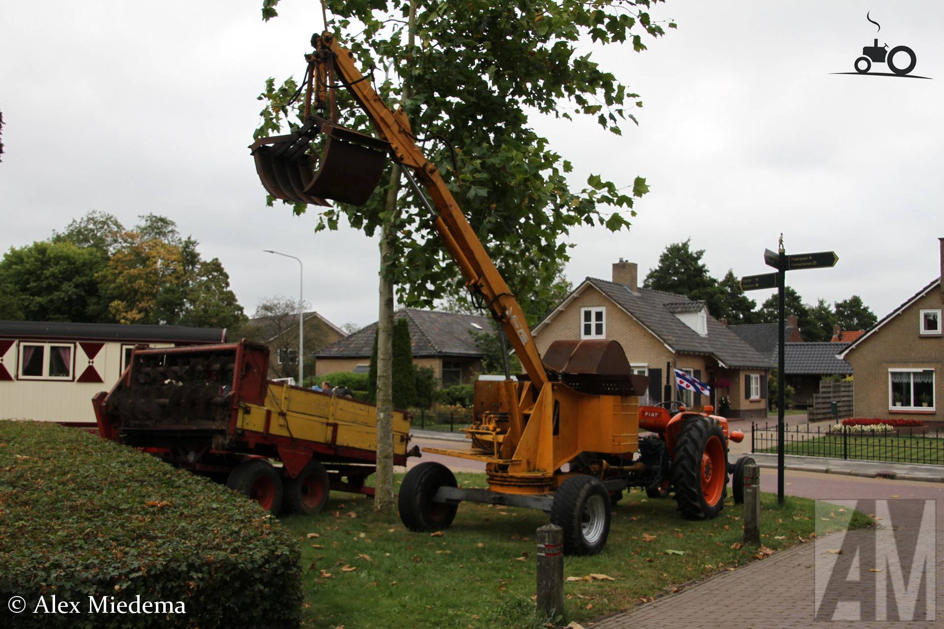 Getrokken kraan Vaia Car bij NostalgIE evenement