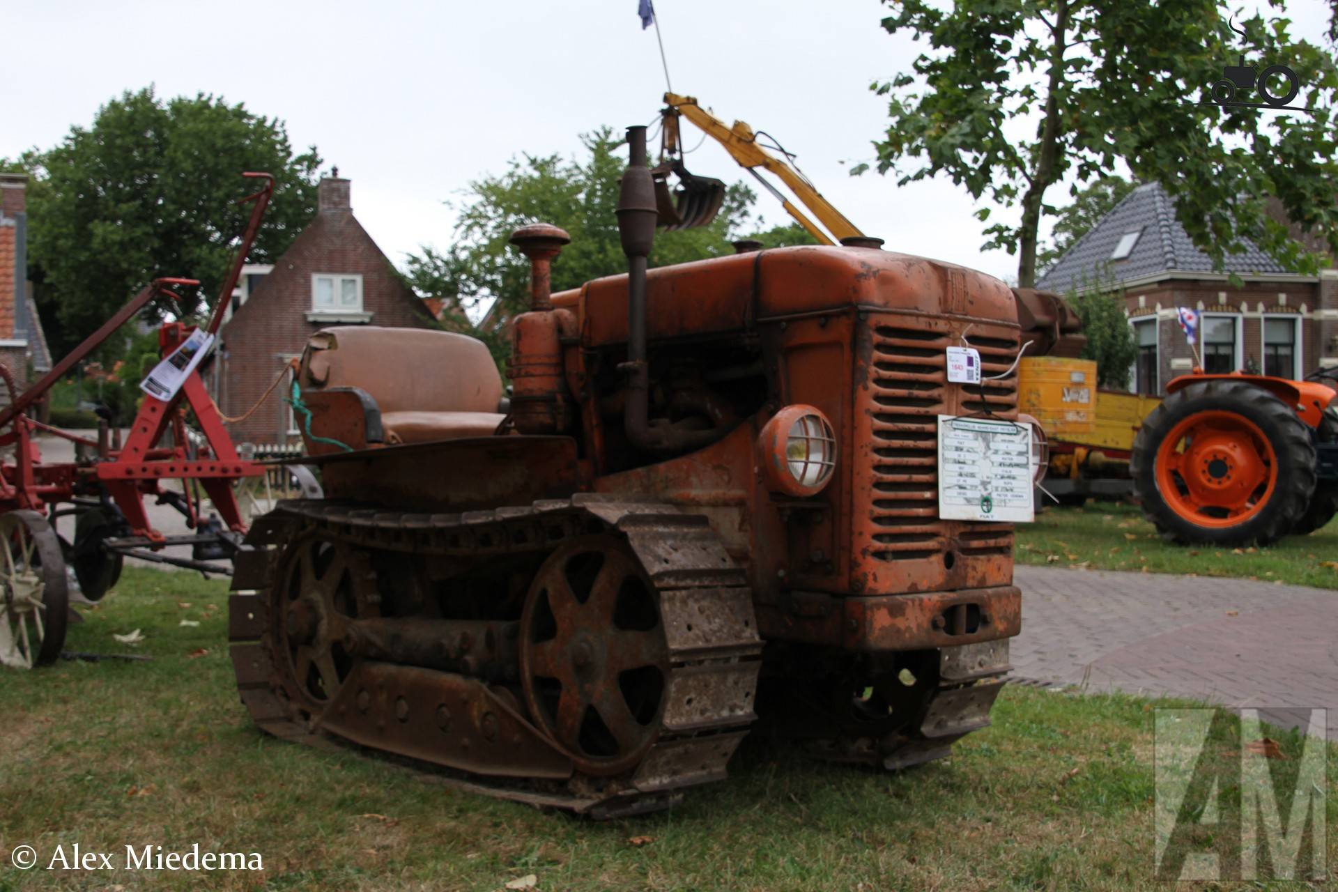 Fiat rupstrekker bij NostalgIE evenement in Ie