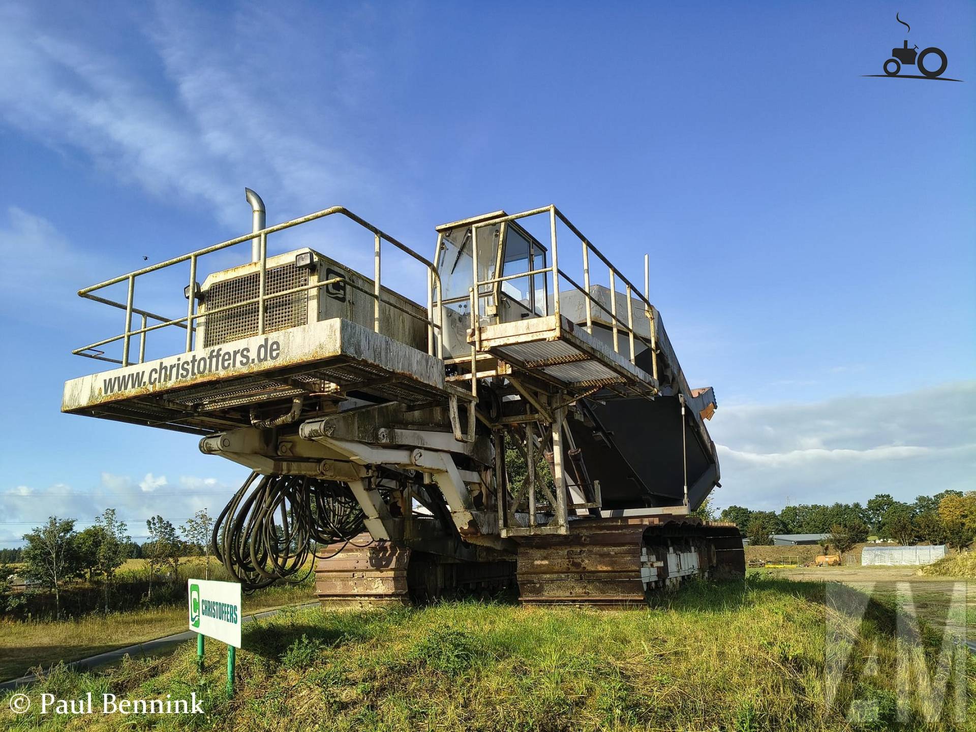 Eigenbouw machine bij Christoffers vestiging in Wiefelstede