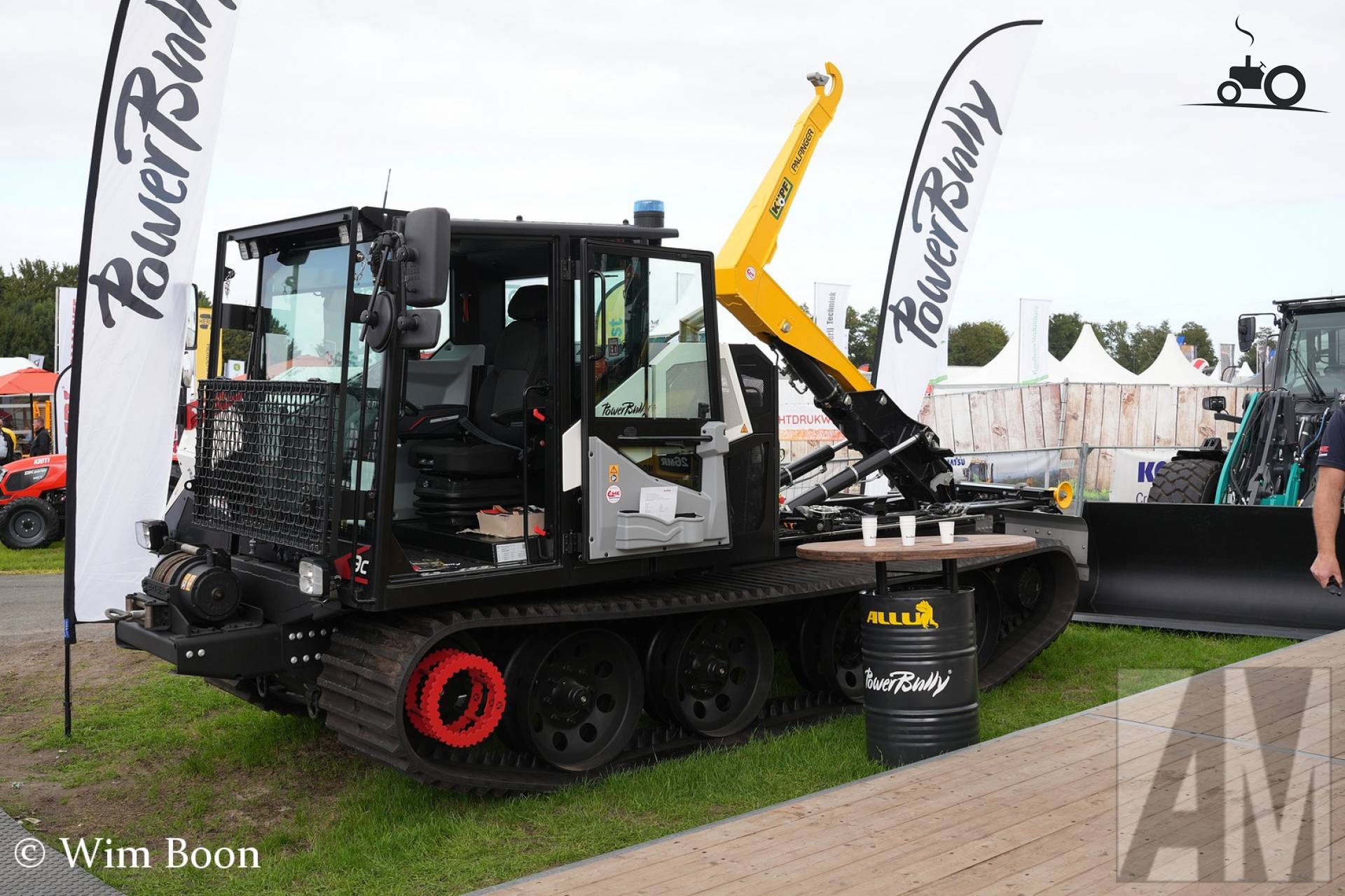 PowerBully 9C met Palfinger haakarmopbouw