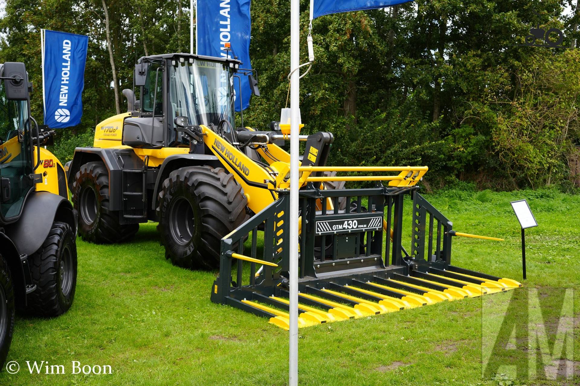 New Holland W170D machine in Biddinghuizen