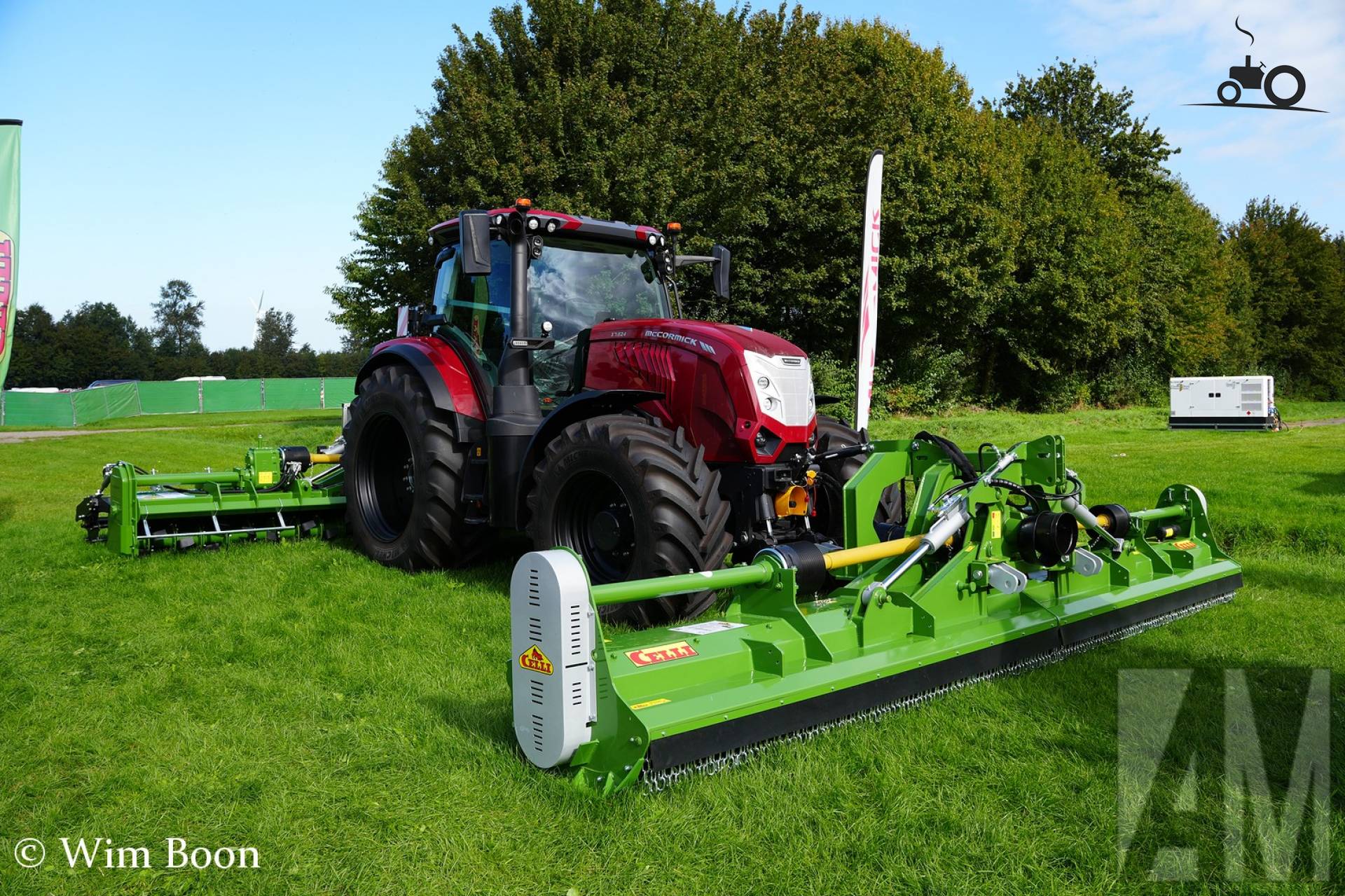 McCormick X7.624 gefotografeerd door Wim Boon