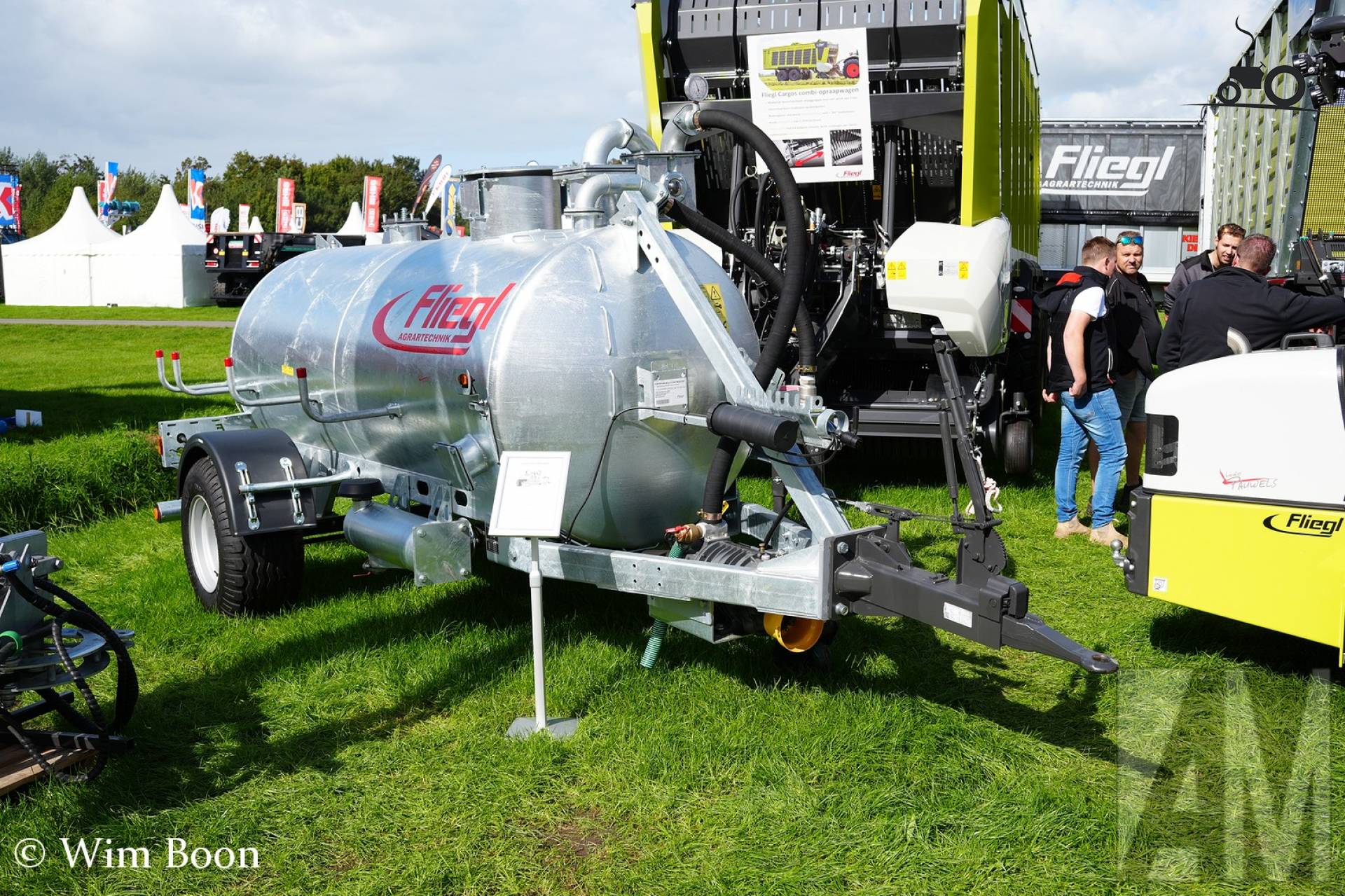 Fliegl tank gefotografeerd door Wim Boon