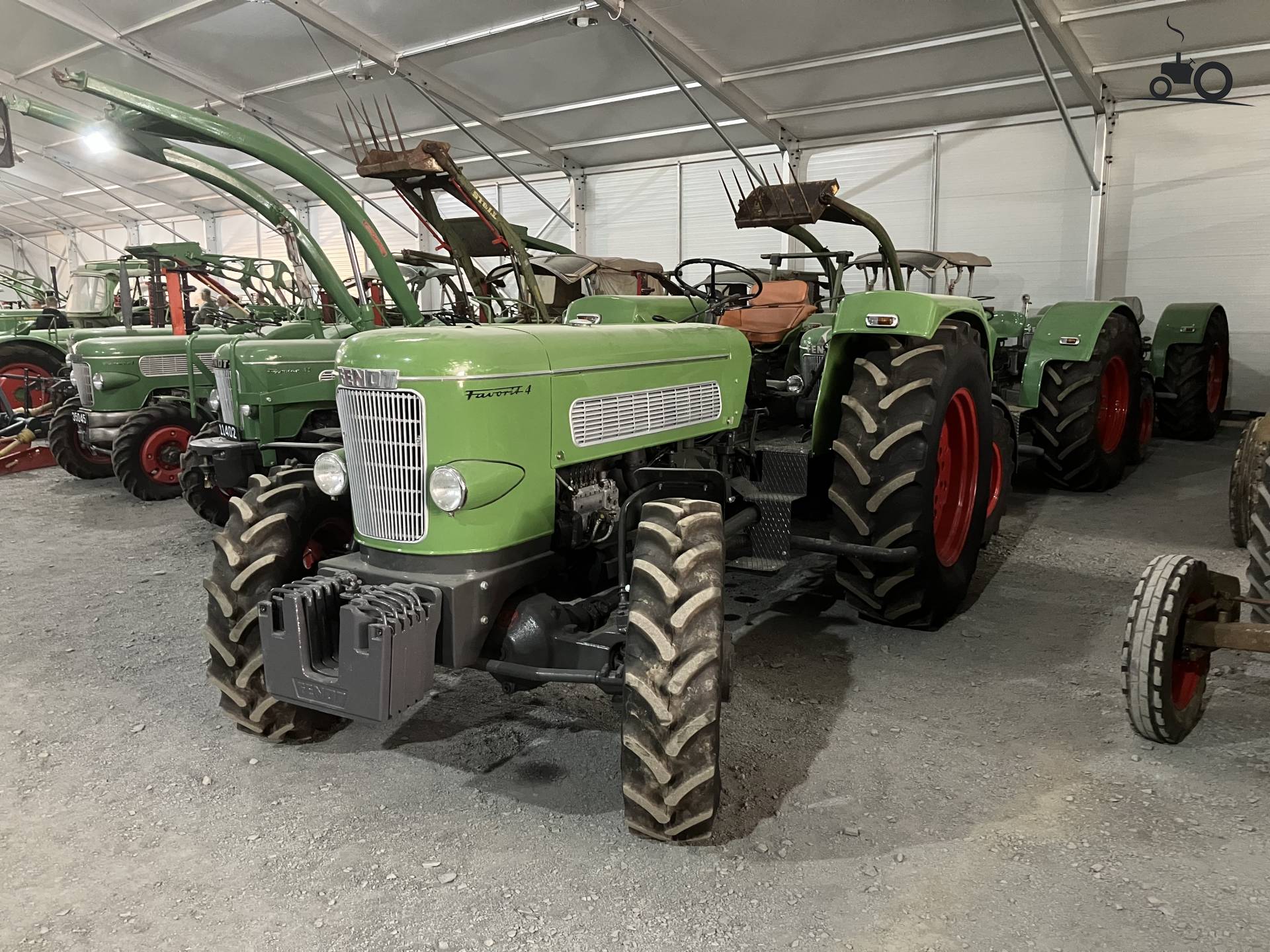 Fendt Favorit 4