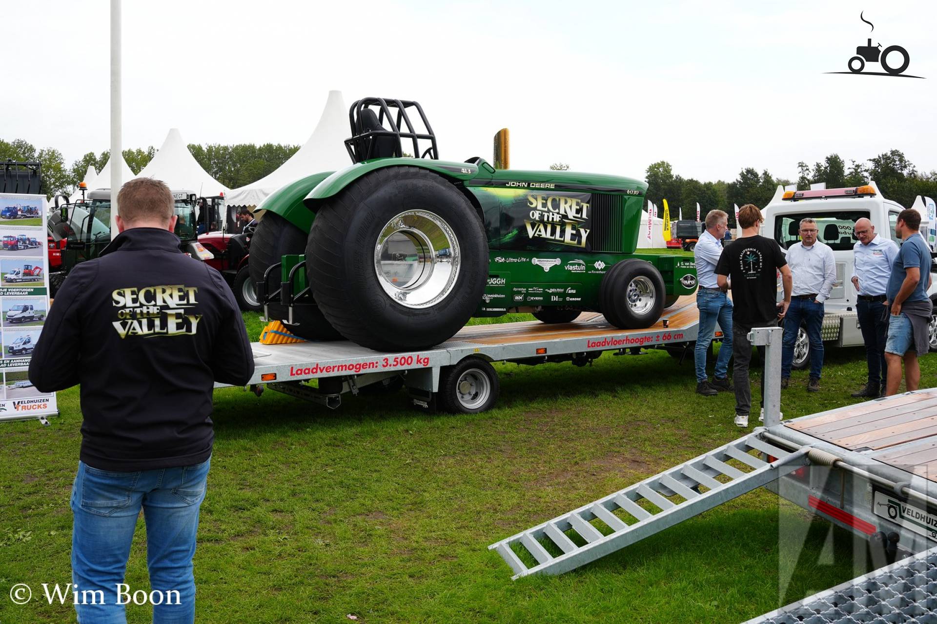 John Deere 6030 tractorpuller op Veldhuizen BE-trailer