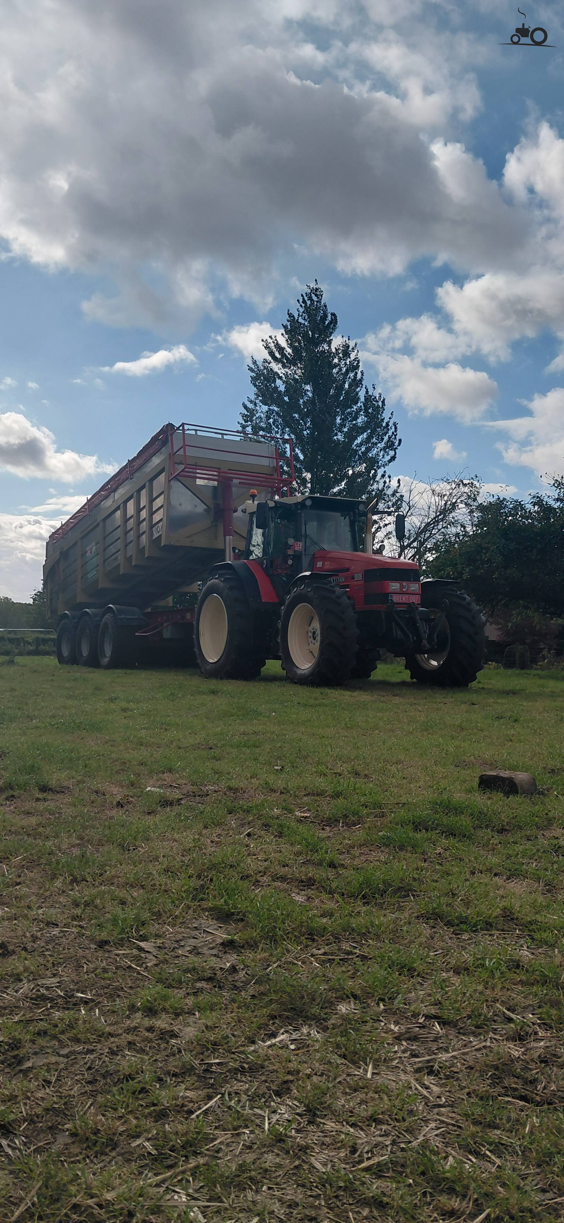 Foto van Same Super Titan 190 tractor
