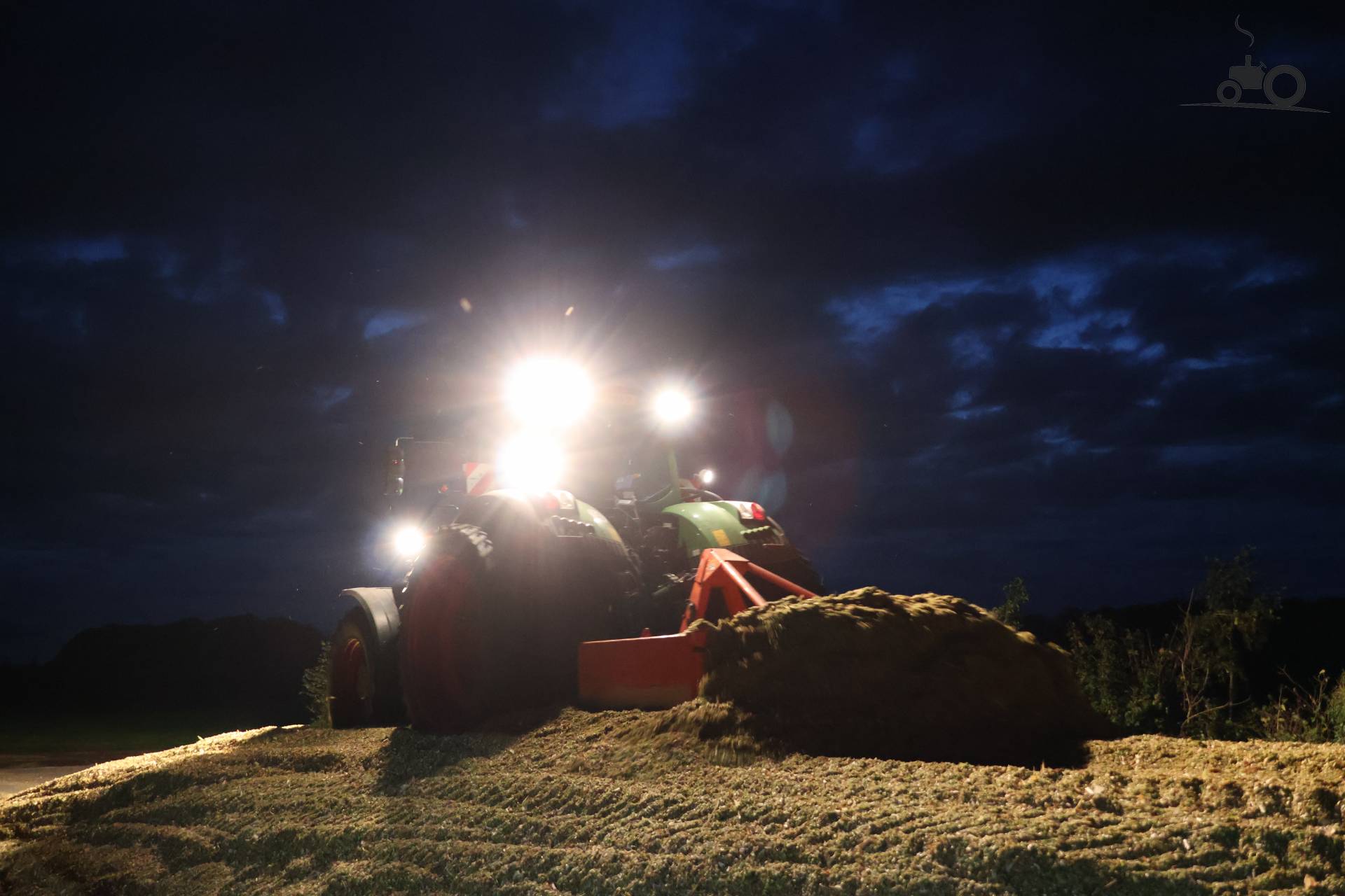 Corn harvest with Krone equipment at Tuller, Bathmen