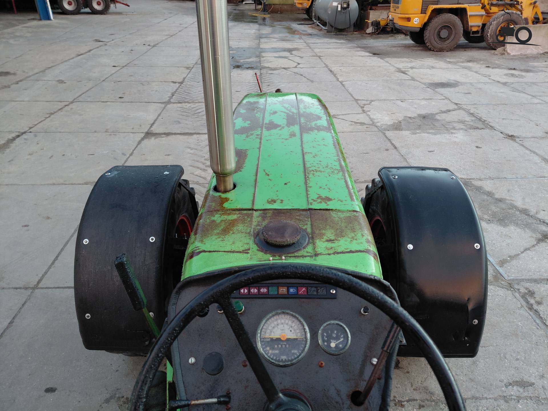 Deutz D7206A met voorspatborden