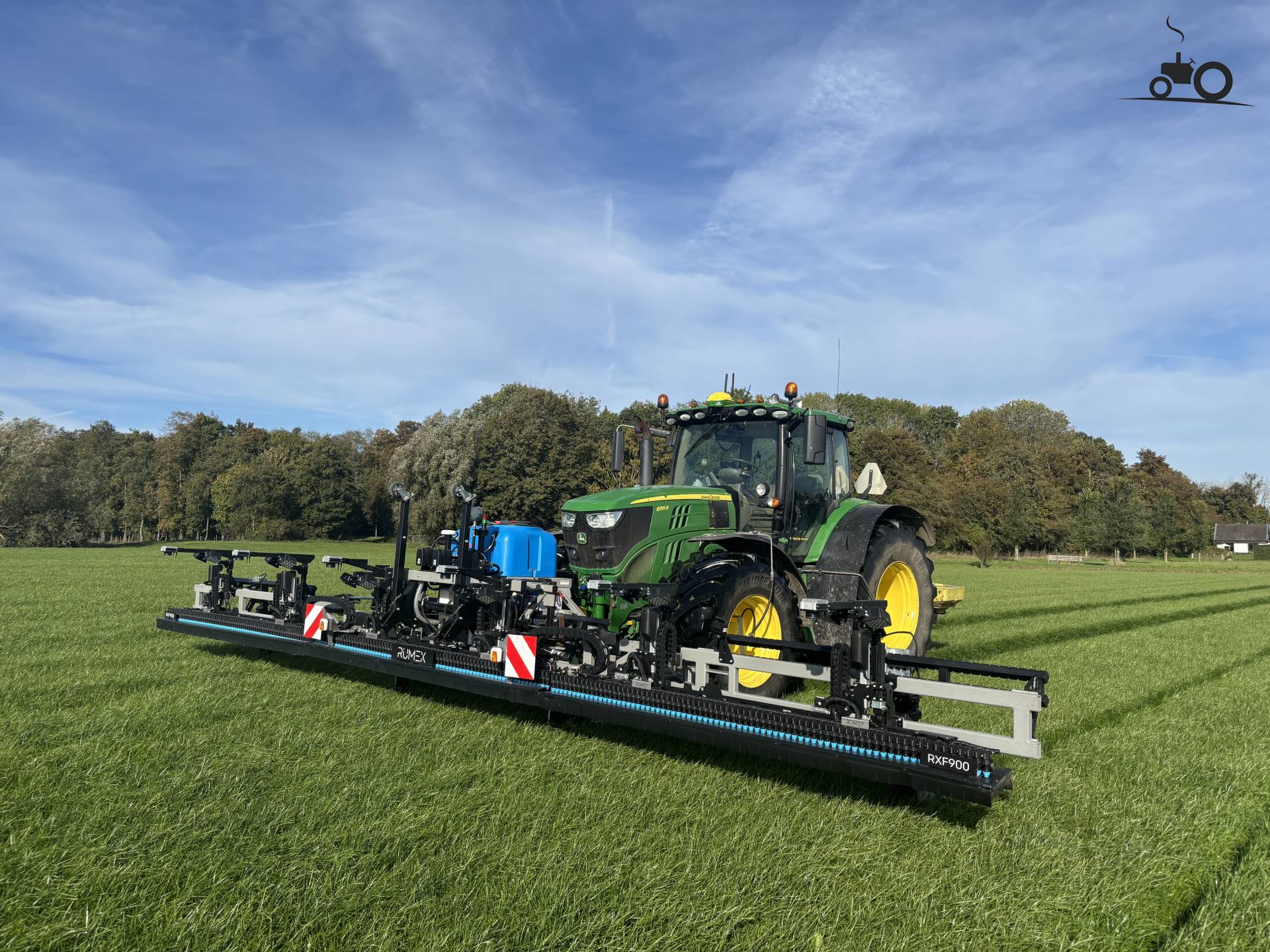 Spotsprayen met  John Deere 6155r