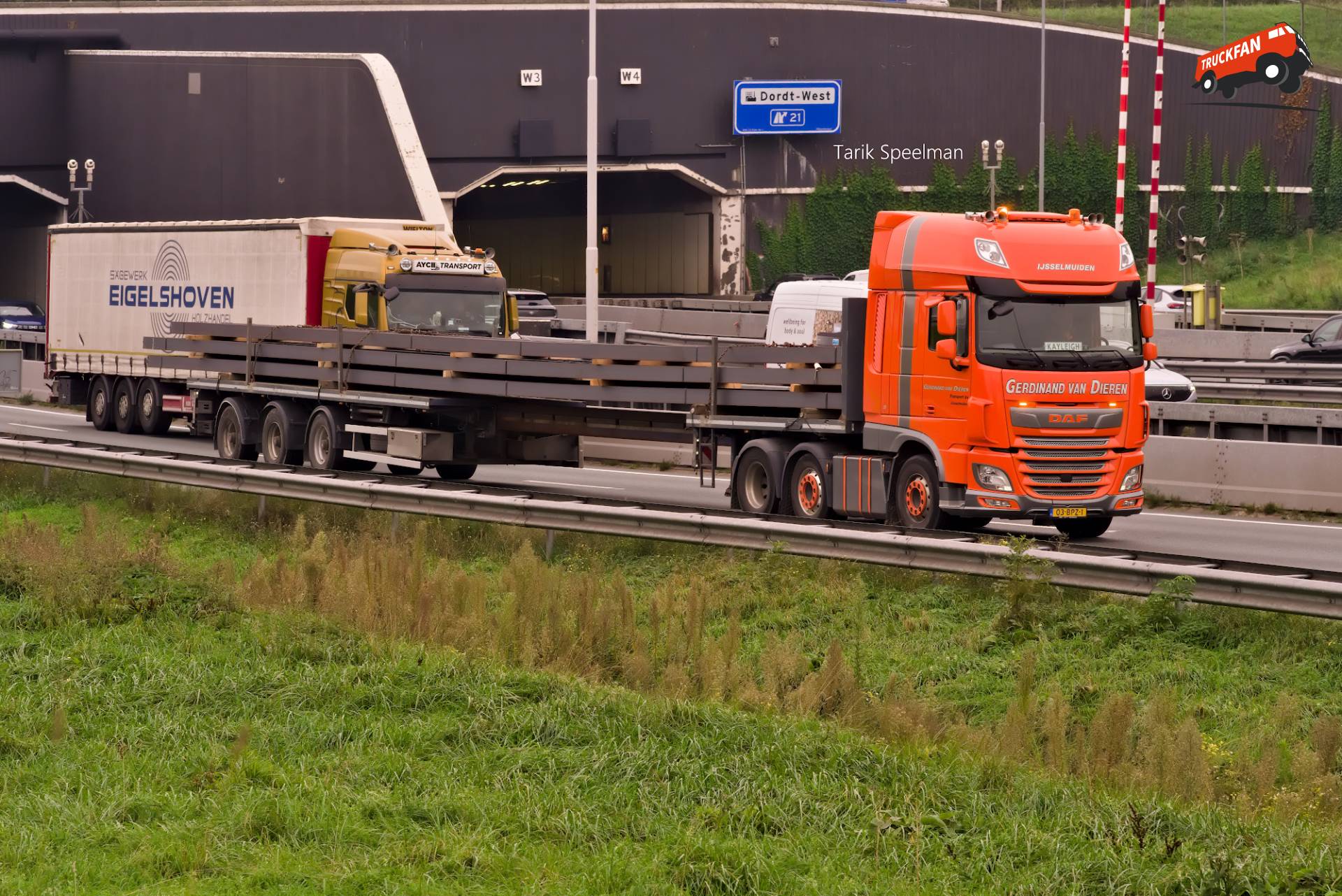 DAF XF Euro 6 en Nooteboom OVB-42-03V op A16