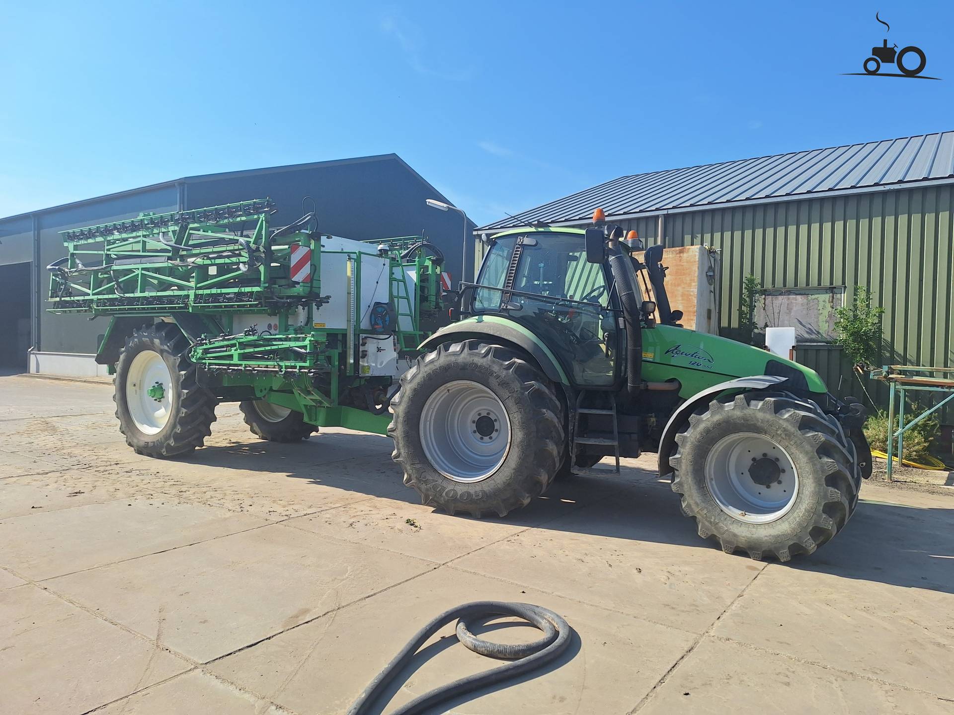 Deutz-Fahr 120 mk3 met CHD-spuit op 3 augustus 2026