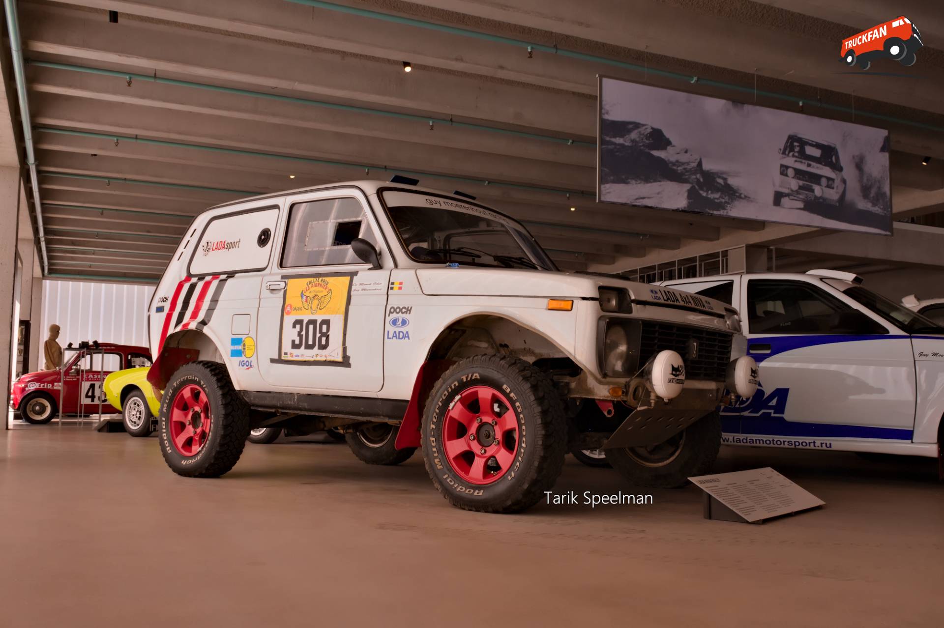 Lada Niva 2131 rallyauto in Squadra Abarth collectie