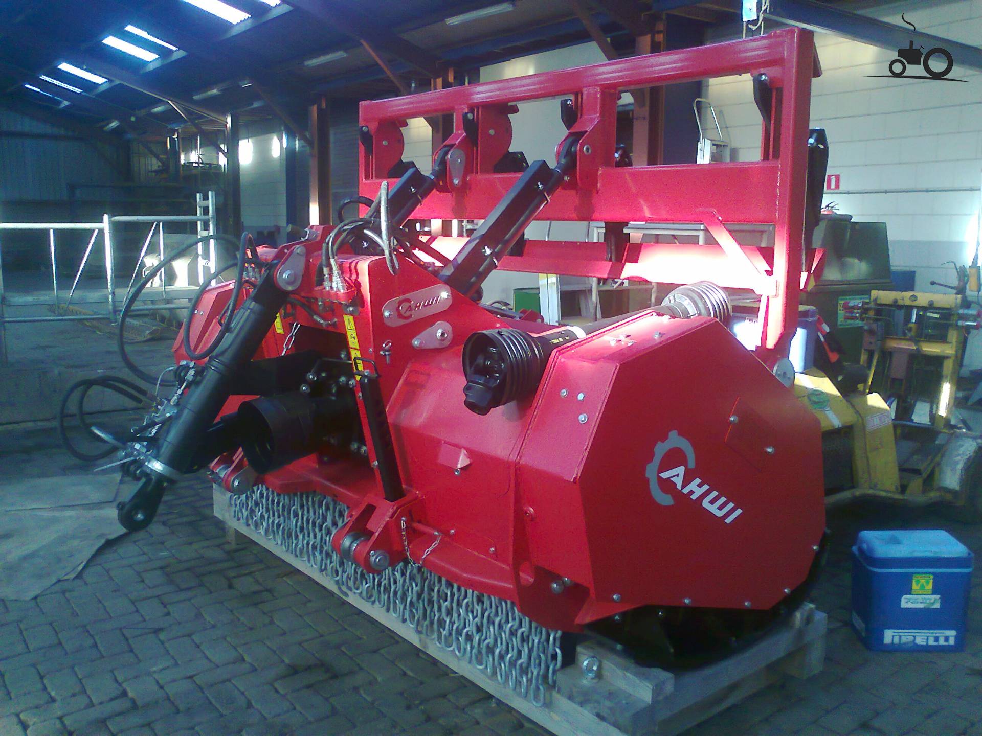 Ahwi - TractorFan NL