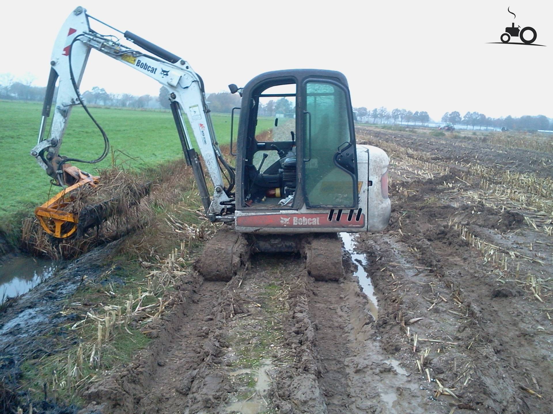 Bobcat 334 Fanclub - Specificaties, Foto's, Reviews & Forum