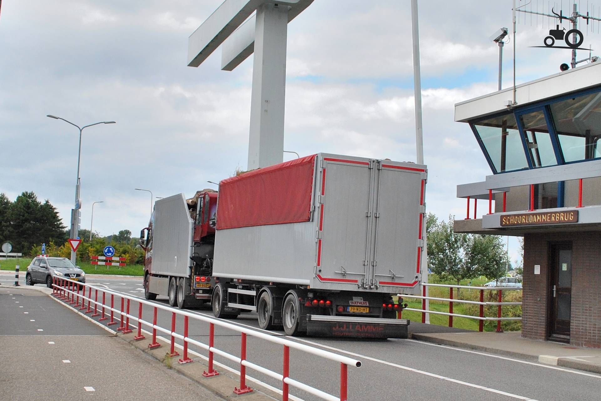 Bulthuis aanhangwagen - Latest Updates, Photos & Videos