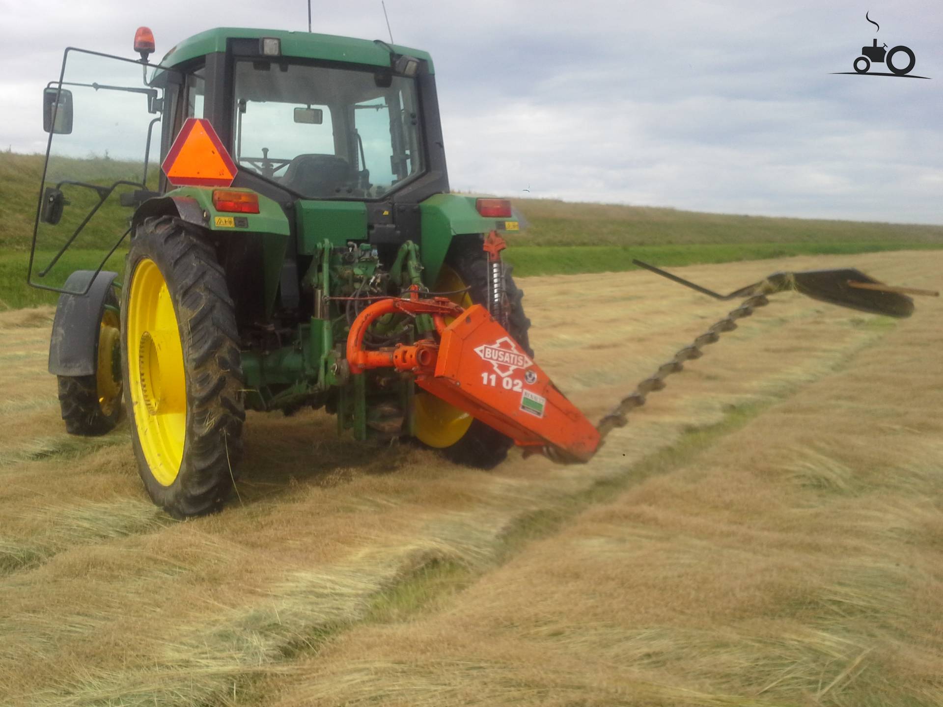 Busatis - TractorFan
