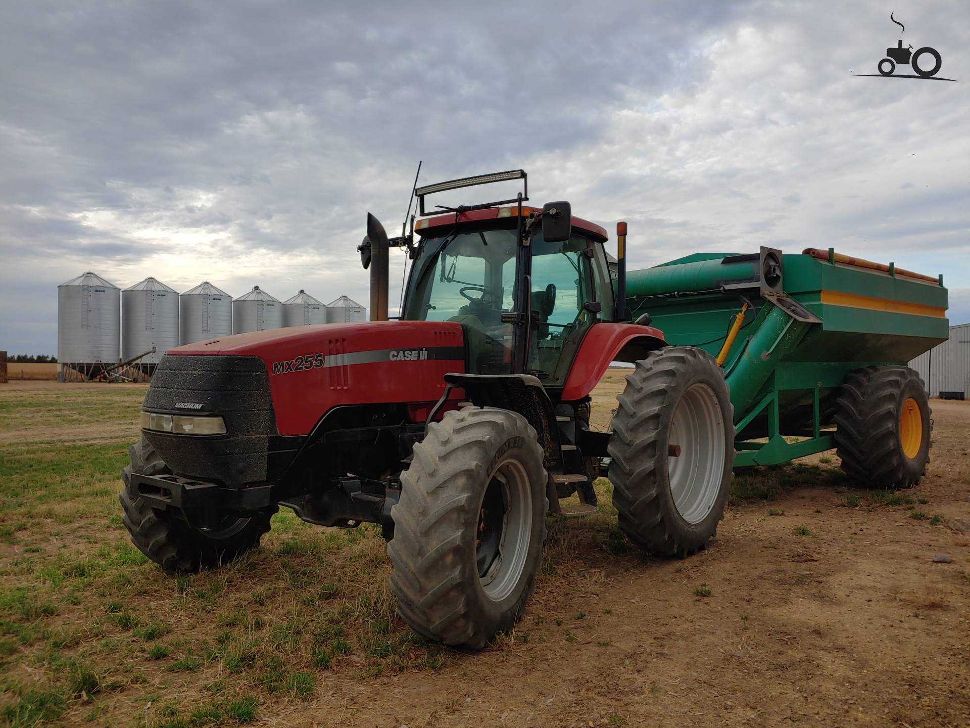 Case IH MX 255 Magnum