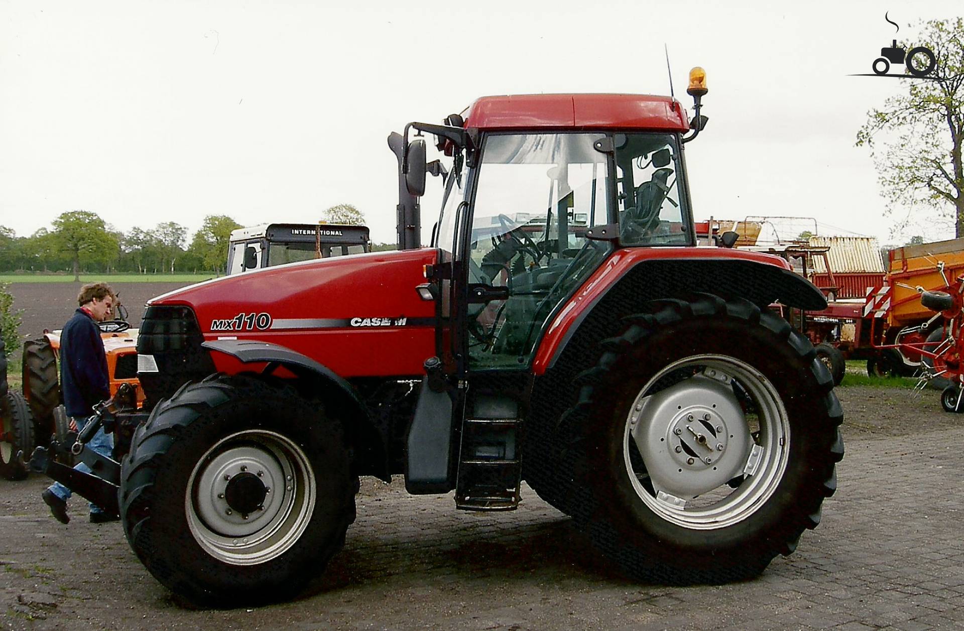 Case Ih Maxxum Mx 110 United Kingdom Tractor Picture 817340