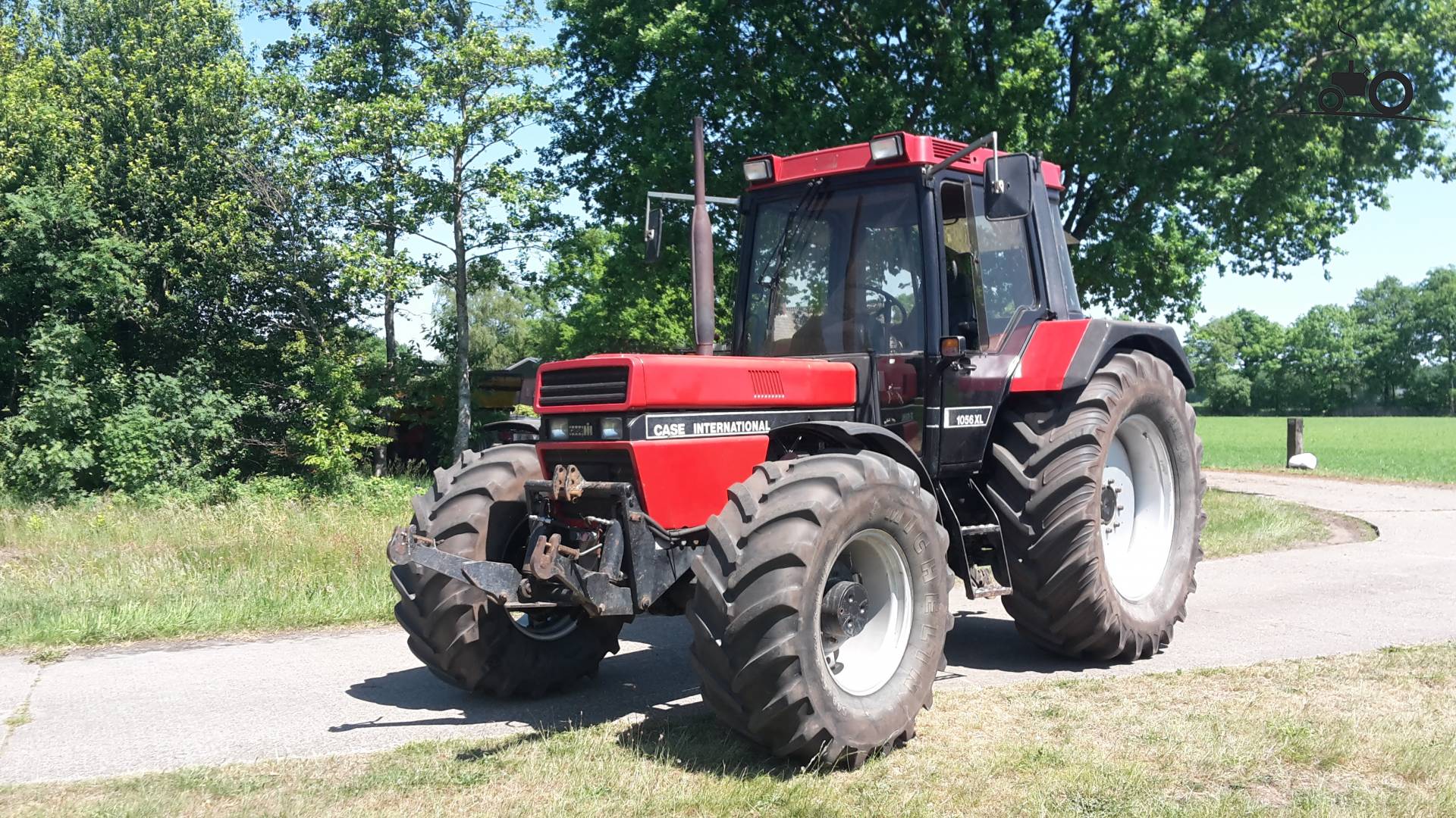 Case International 1056 XL France Tracteur image 1165389