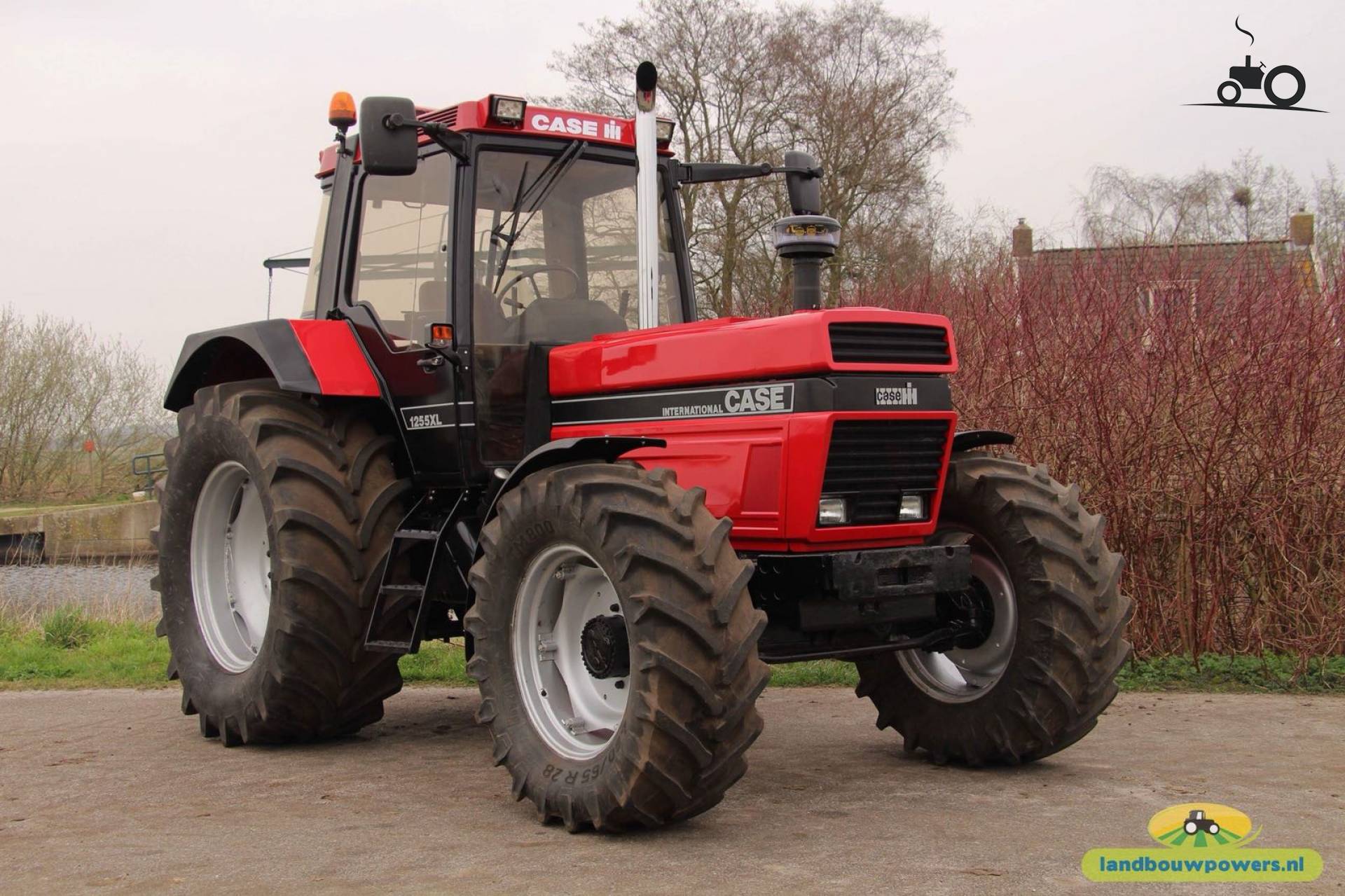 Case International 1255 XL