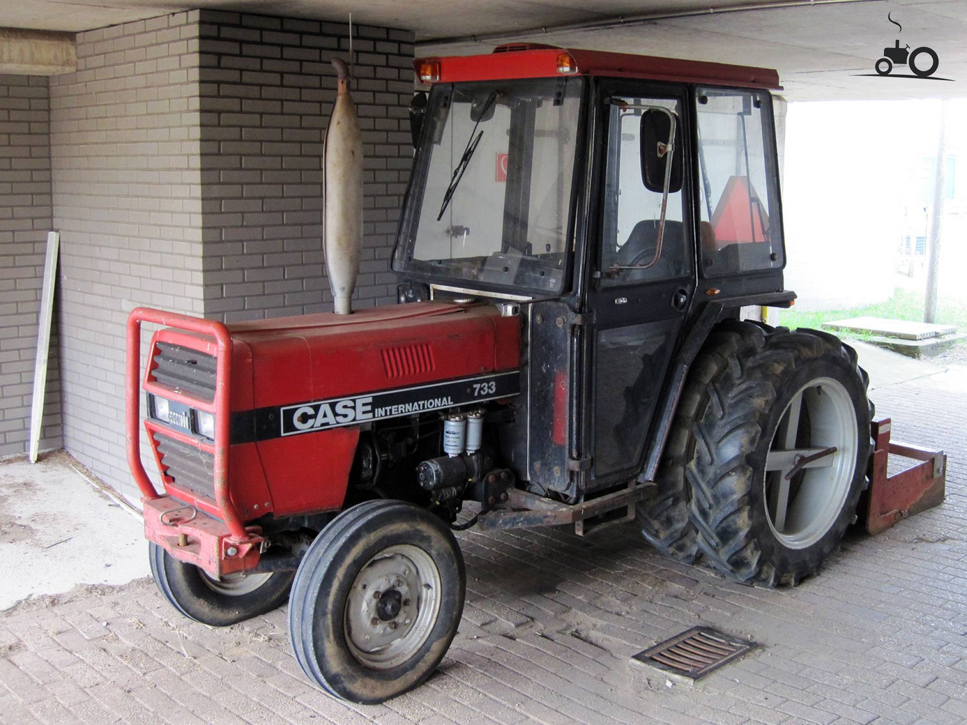 Case 733 Fiche Technique – Caractéristiques techniques CASE IH 733 – ILOC