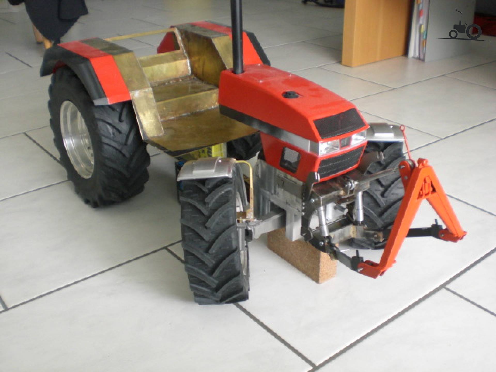 Case International 4240 XL Fanclub - Specificaties, Foto's, Reviews & Forum
