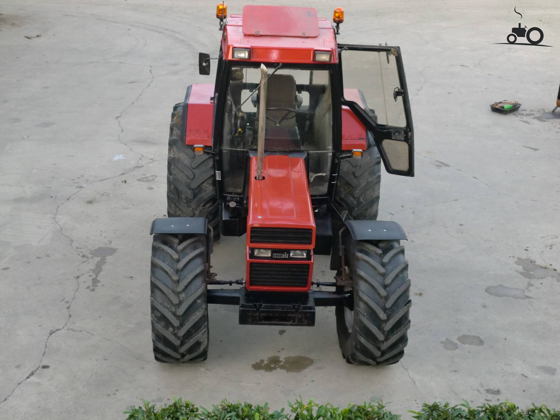 Case International 1056 XL