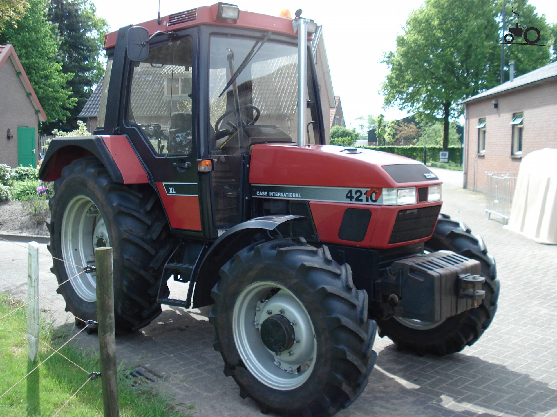 Case International 4210 XL - Laatste Updates, Foto's & Video's - Pagina 1