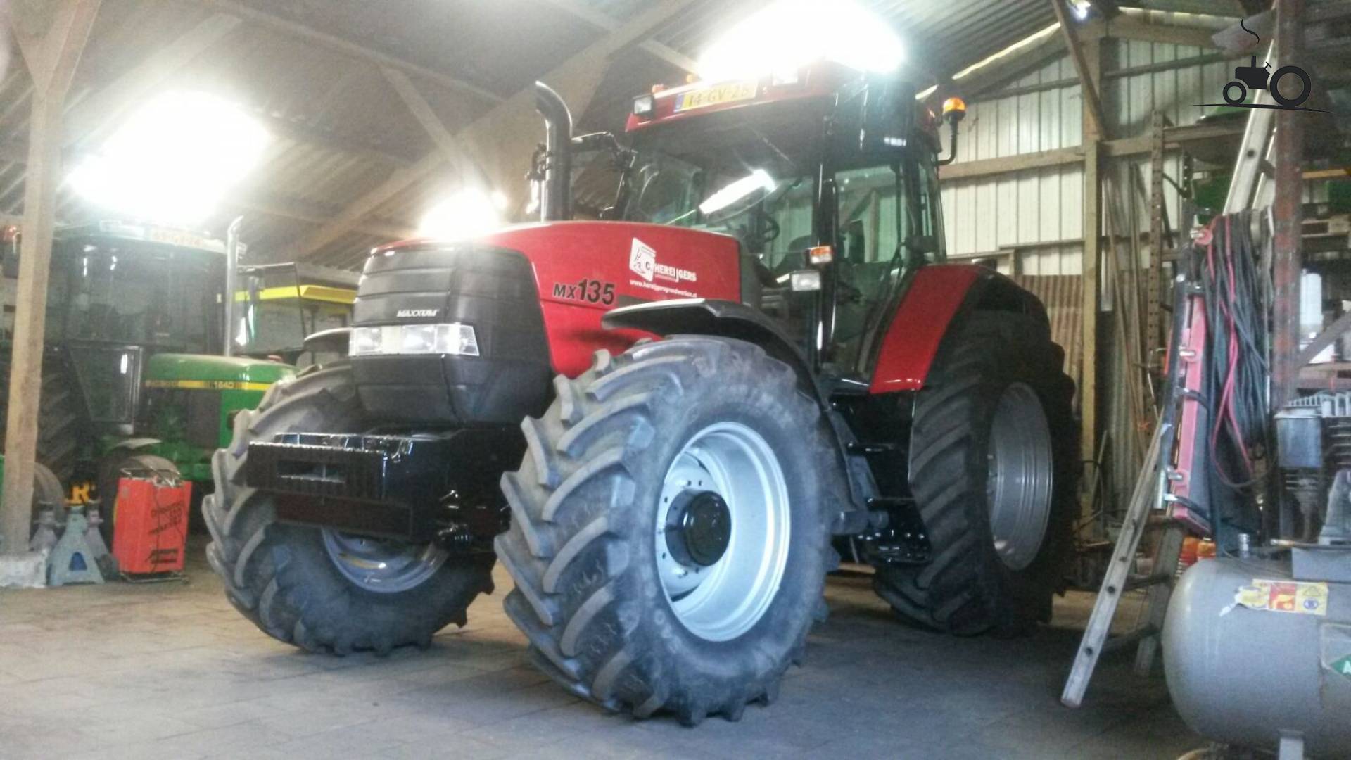 case-ih-maxxum-mx-135-france-tracteur-image-1202021