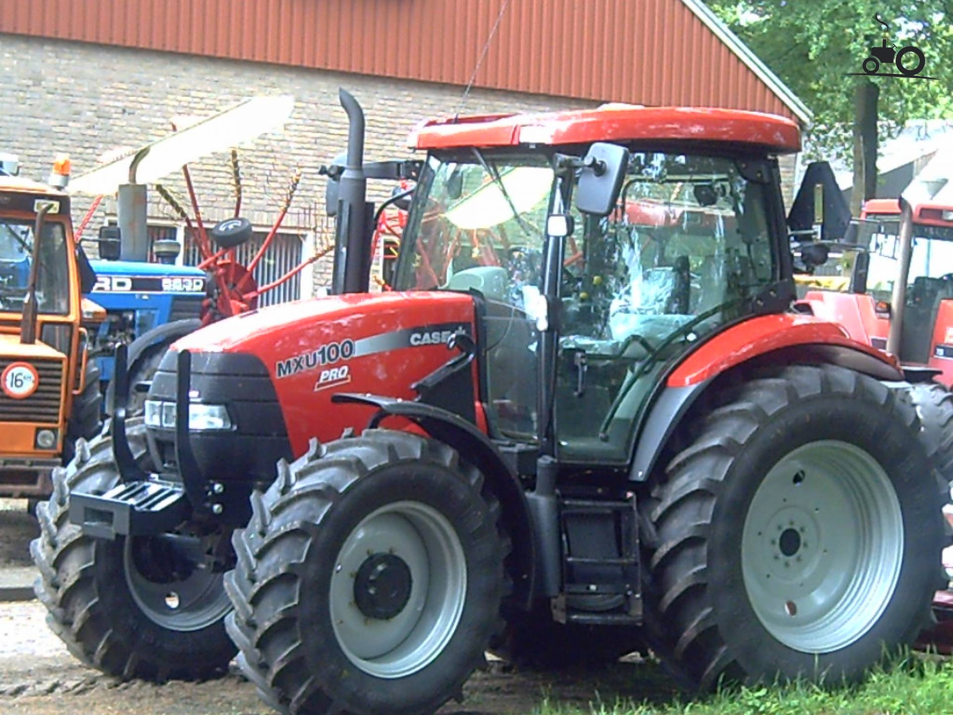 Foto Case IH Maxxum MXU 100 Pro 125985