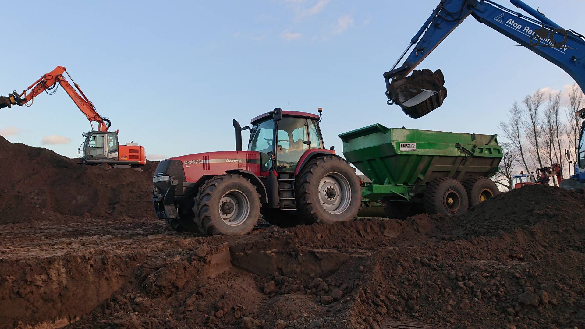 Foto Case IH MX 220 Magnum #1341945