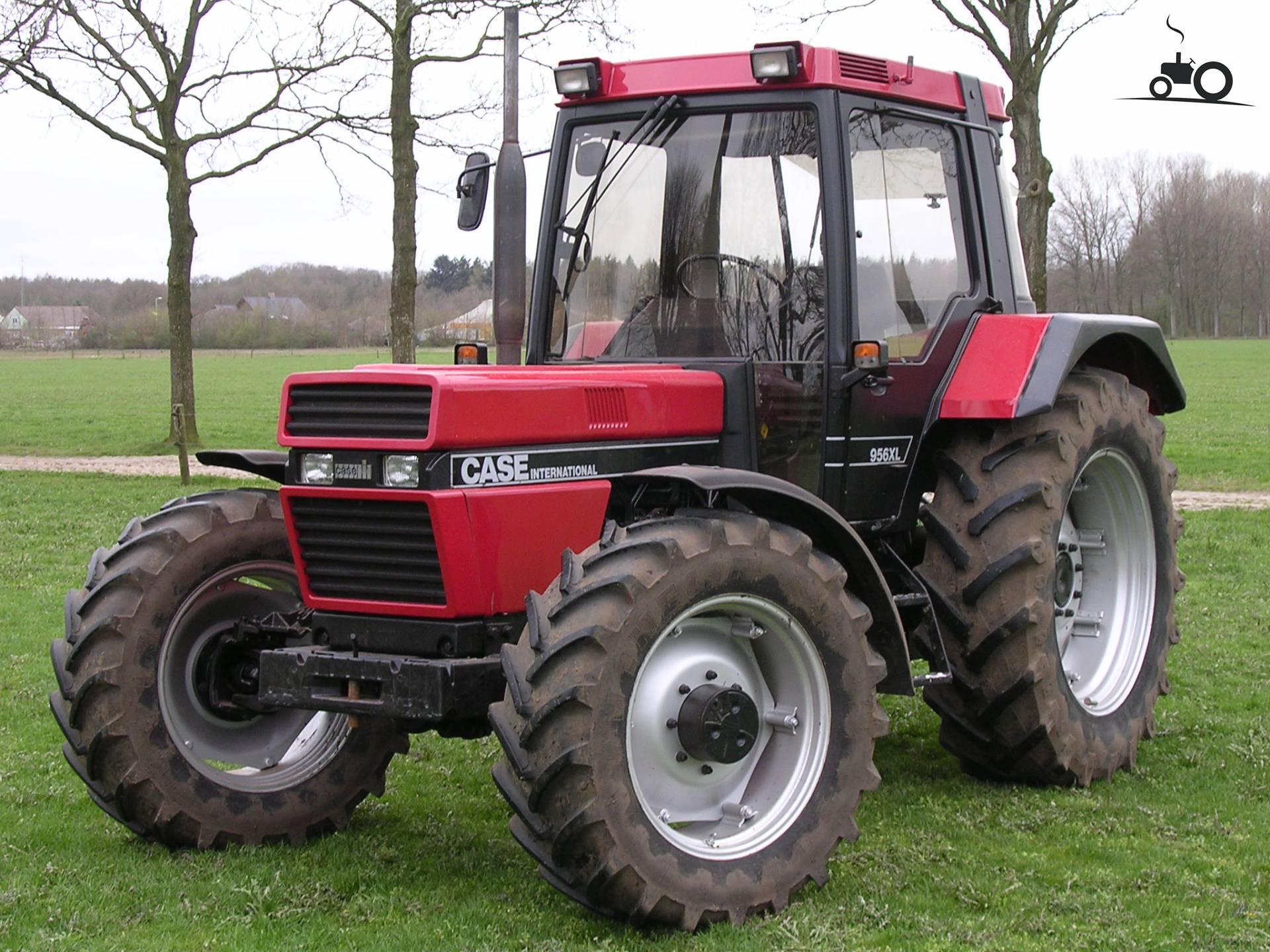 Case International 956 XL United Kingdom Tractor picture 253560