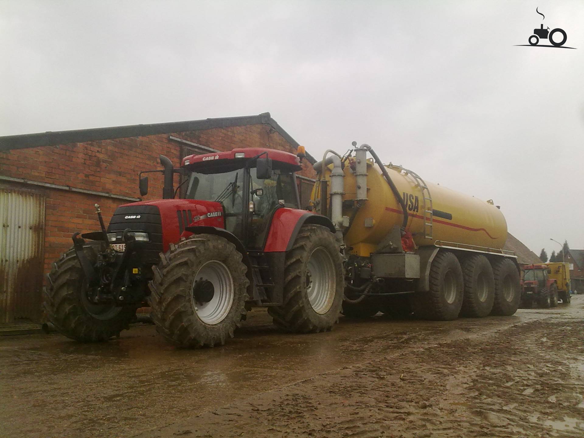 Van Mol Dairy - TractorFan NL