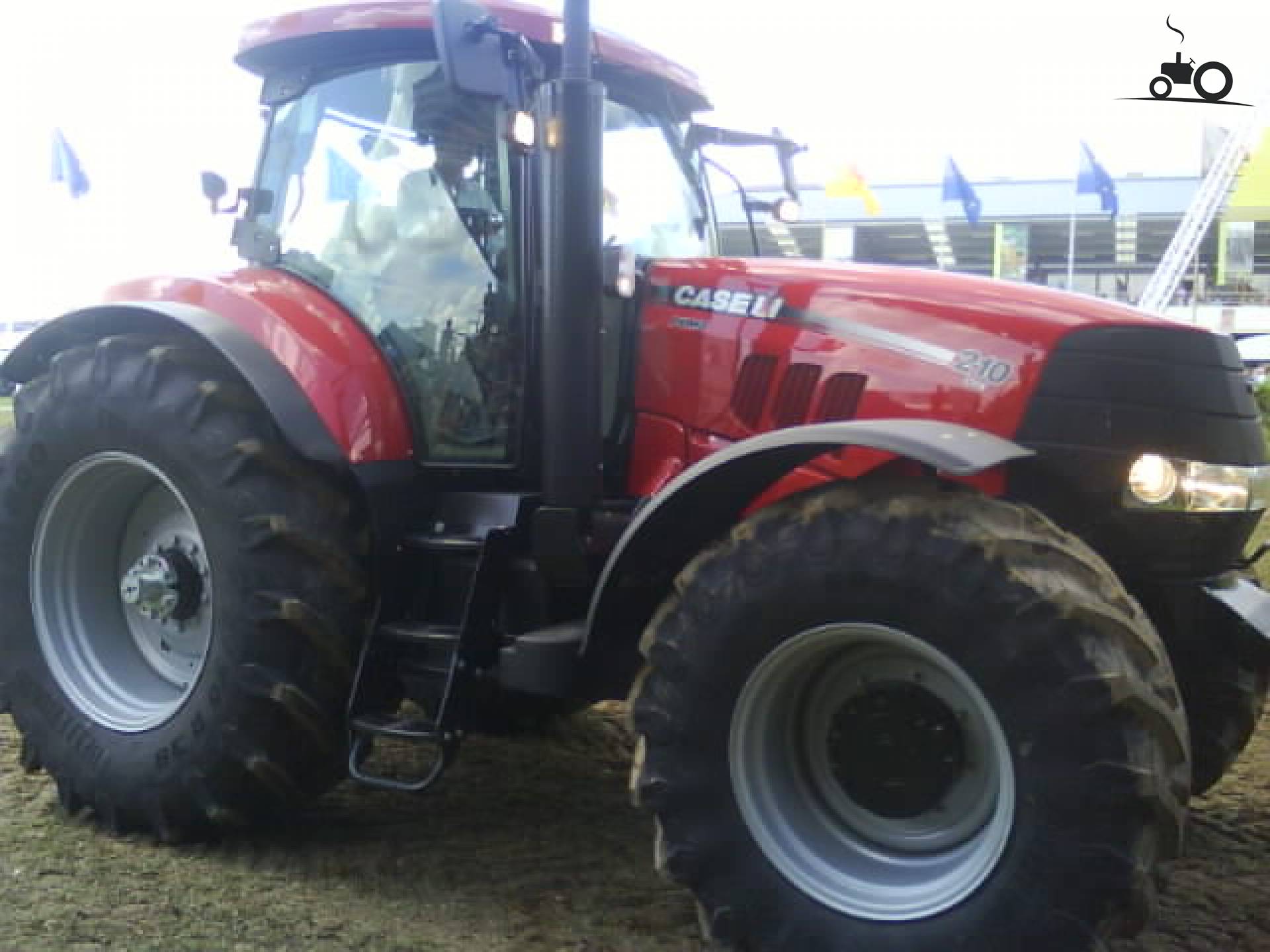 foto-case-ih-puma-210-355619