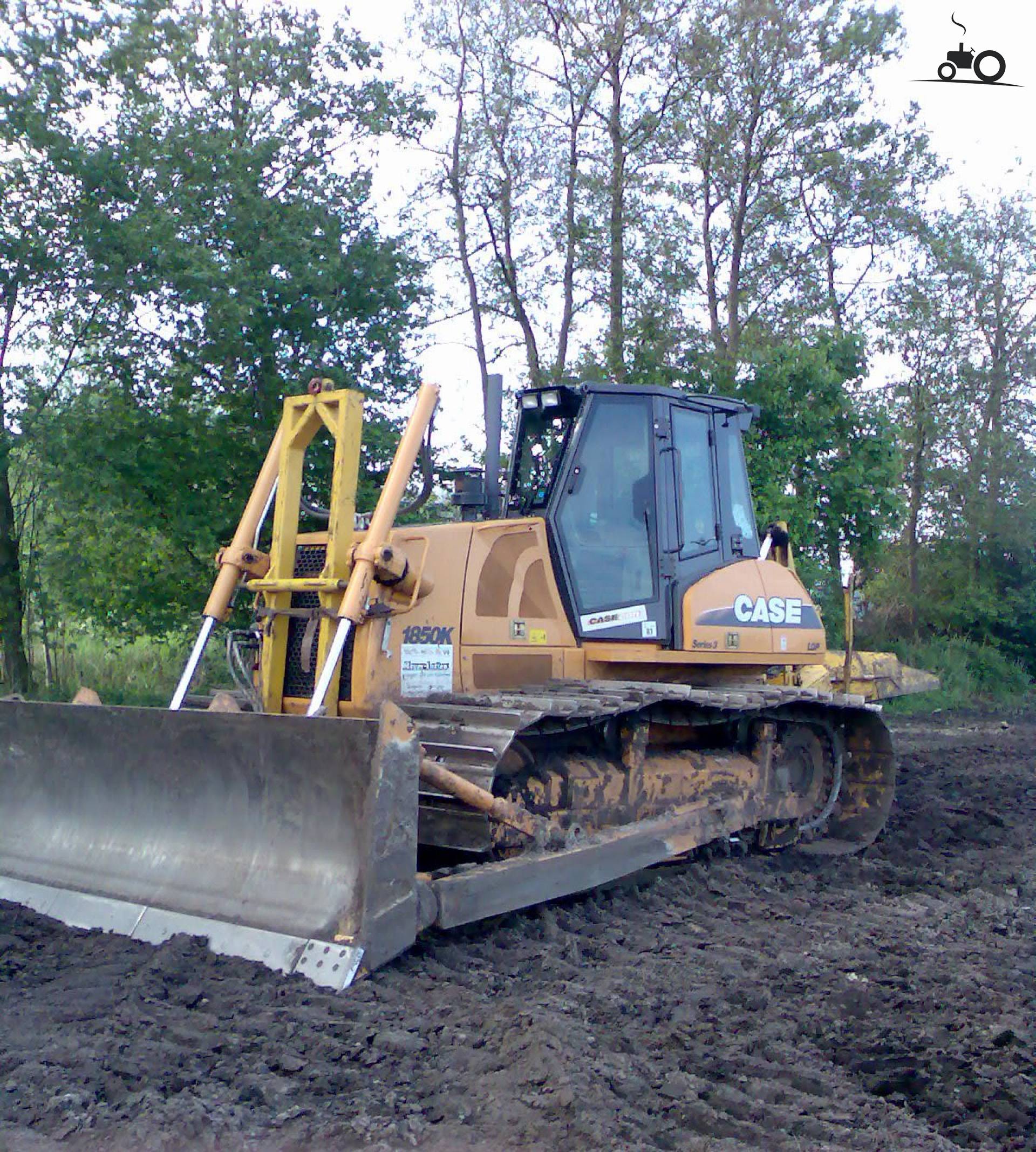 Case Bulldozer - Nachrichten, Fotos & Videos