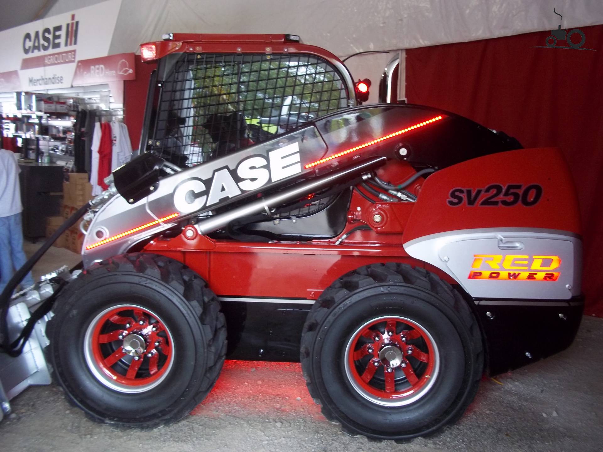 Case Bulldozer Fanclub - Specificaties, Foto's, Reviews & Forum