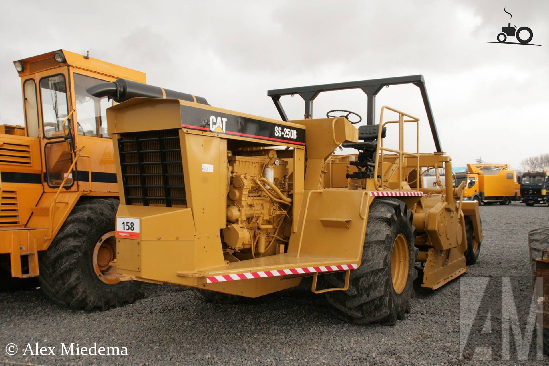 Cat SS-250B Fanclub - Specificaties, Foto's, Reviews & Forum