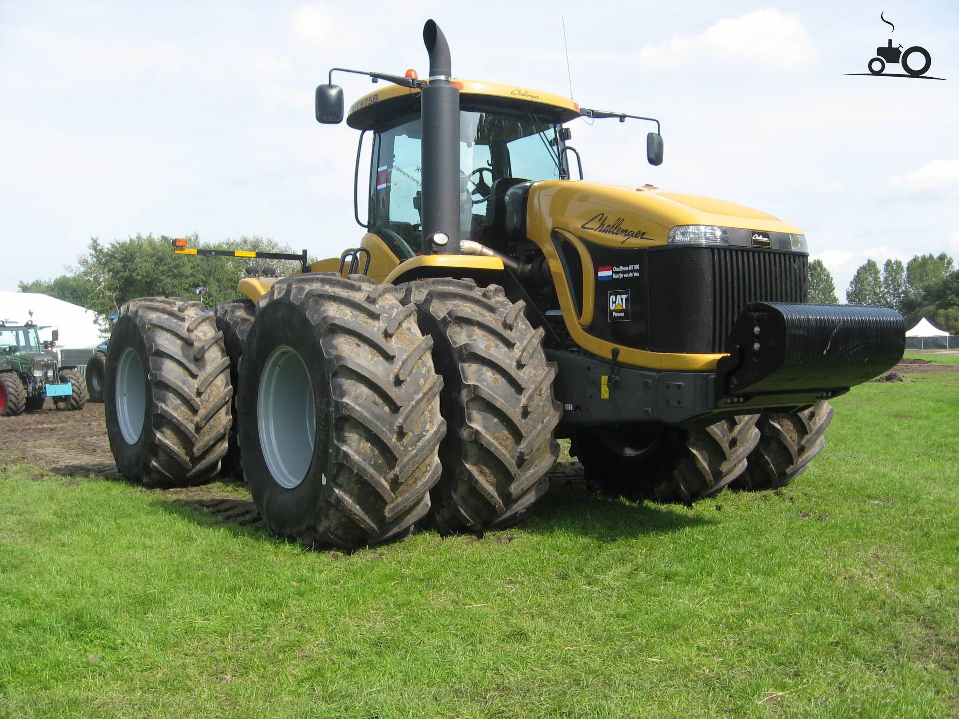 Challenger MT 975 B - United Kingdom - Tractor picture #402266