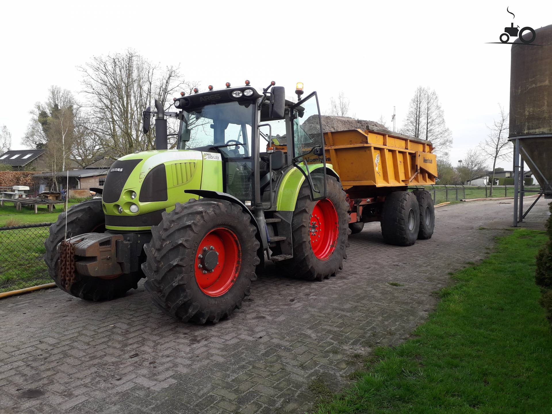Claas Ares 557 Fan Club - Specs, Photos, Reviews & Forum