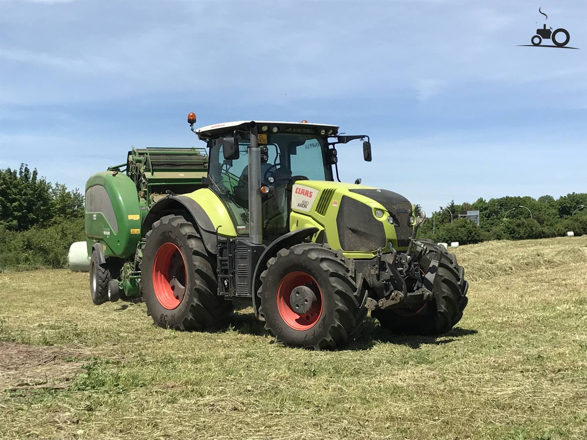 Foto Claas Axion 830 #1299218