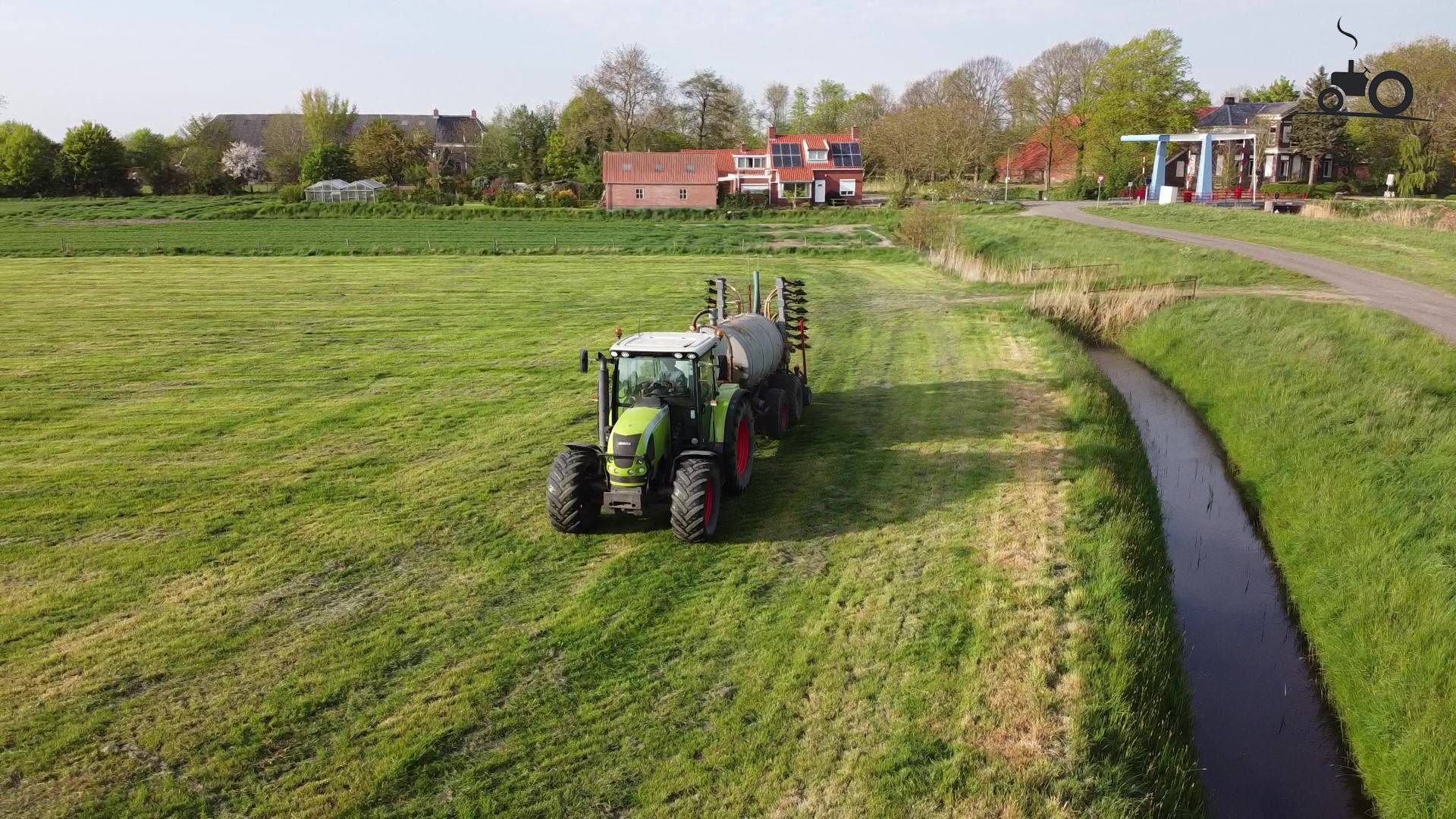 Claas Ares 567 ATZ Fanclub - Specificaties, Foto's, Reviews & Forum
