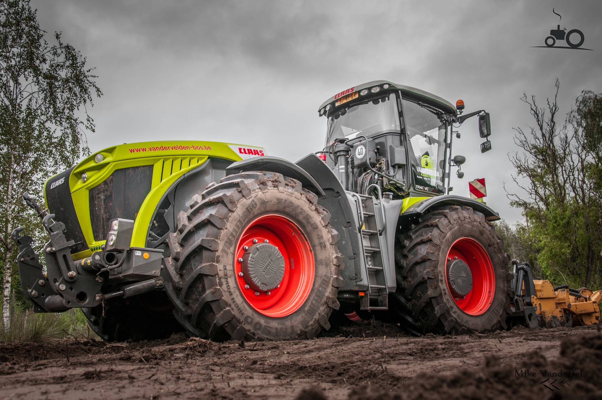 Claas Xerion 4000 Deutschland Traktor Foto 1369212 2362