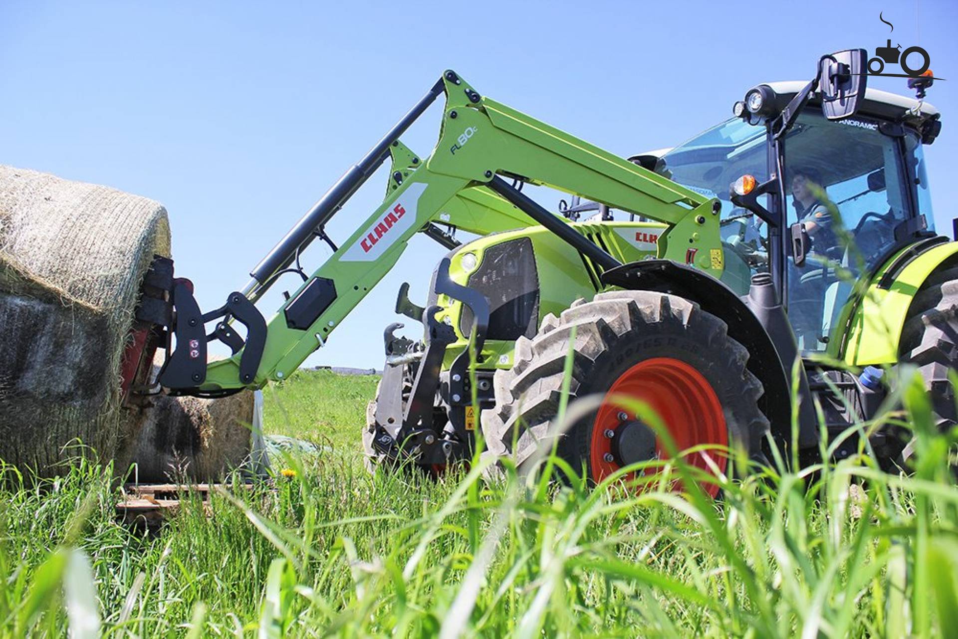 Foto Claas Arion 400 Van Agri Trader