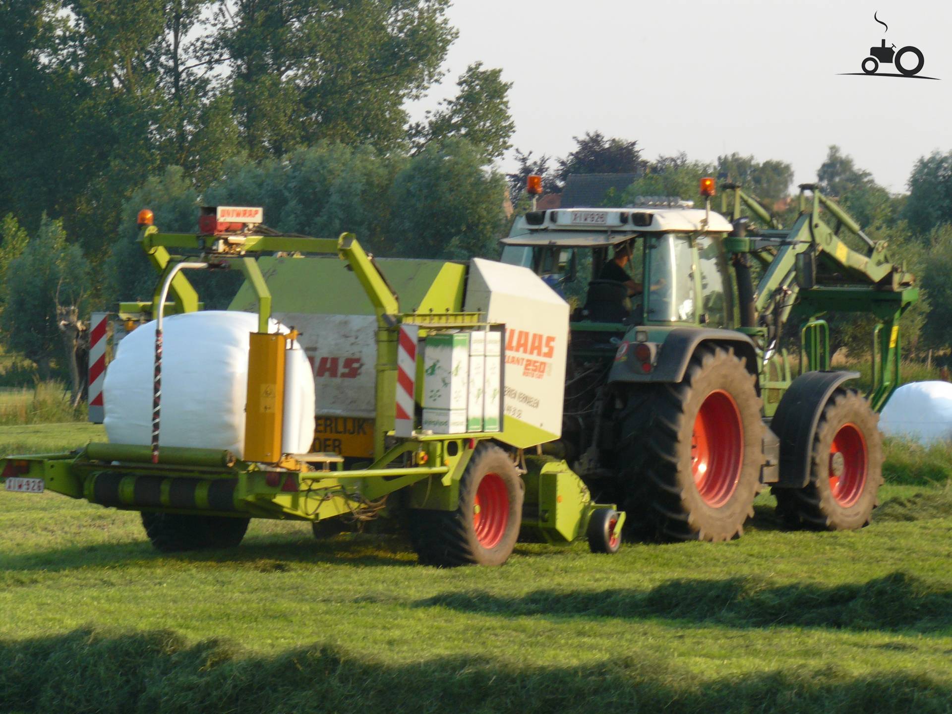 Claas Rollant Fanclub - Specificaties, Foto's, Reviews & Forum