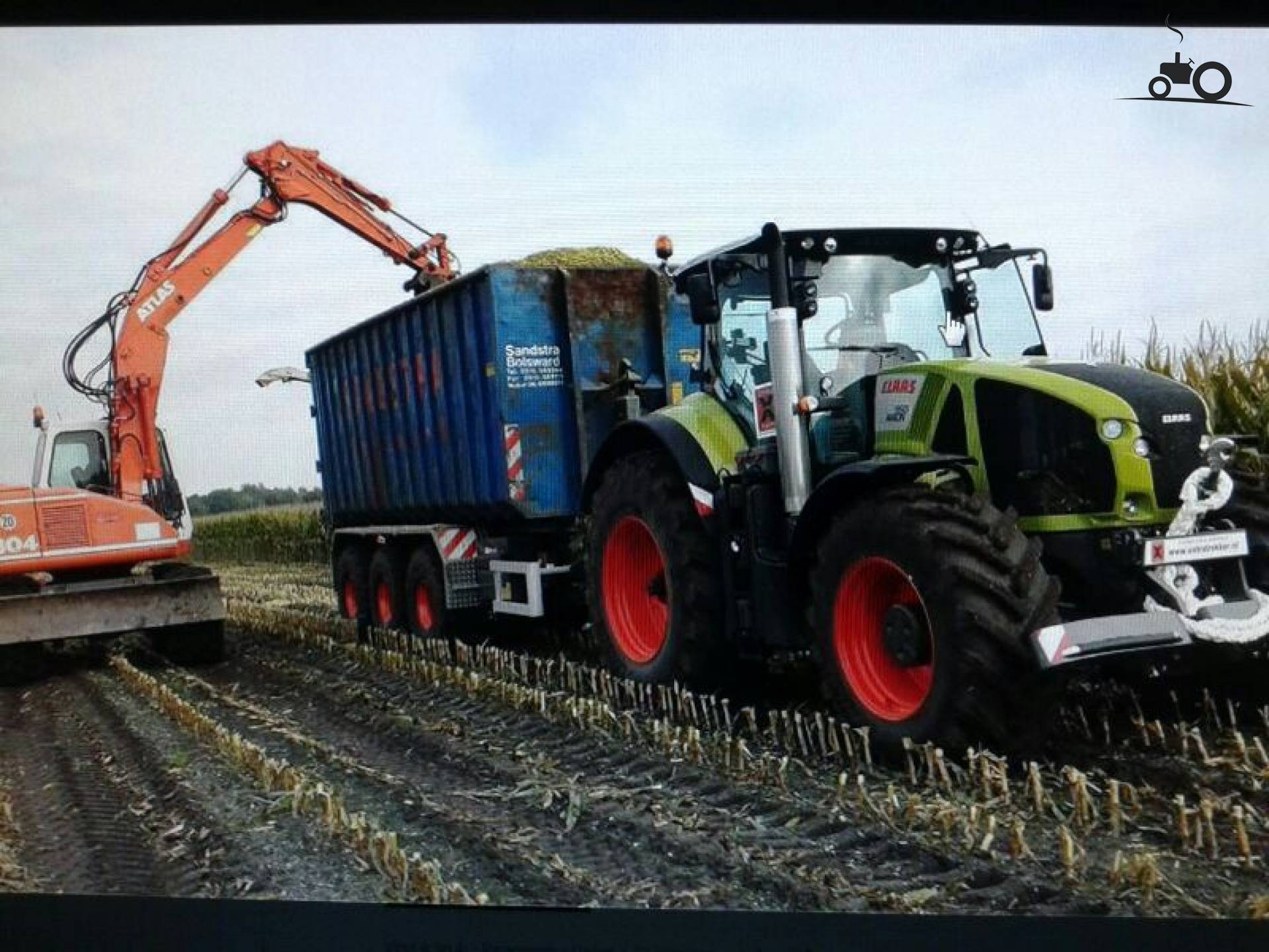 Foto Claas Axion 950 Van Agribumper Nederland