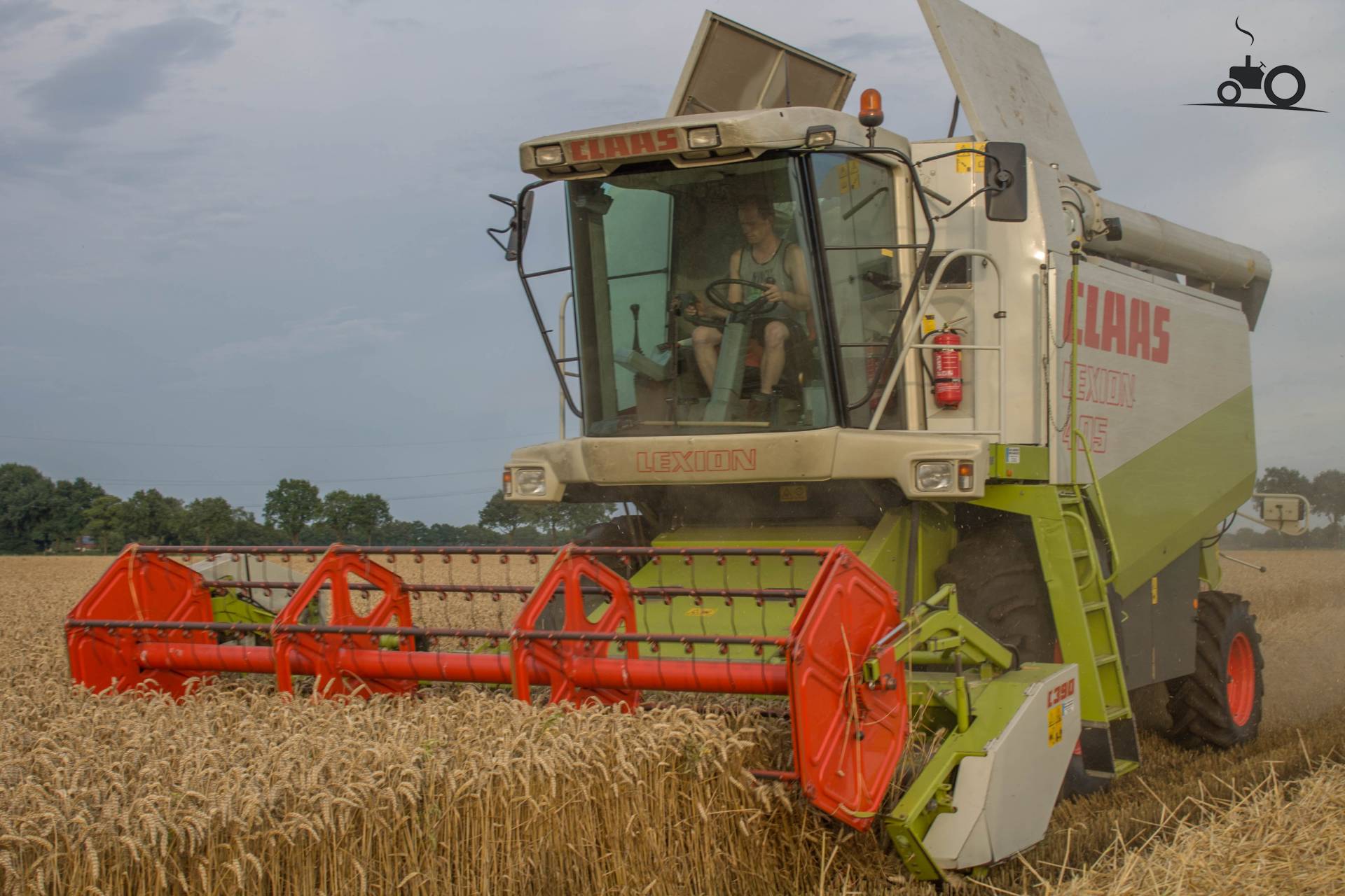 Claas Lexion 405 - Latest Updates, Photos & Videos - Page 1