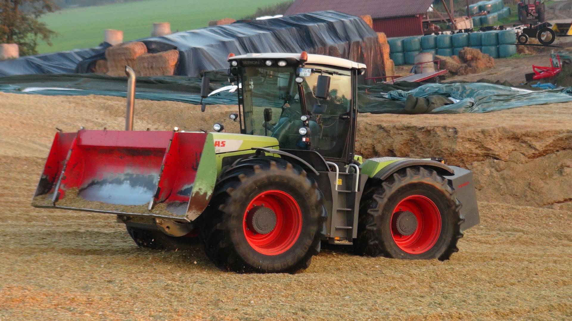 Foto Claas Xerion 3300 Vc 944911