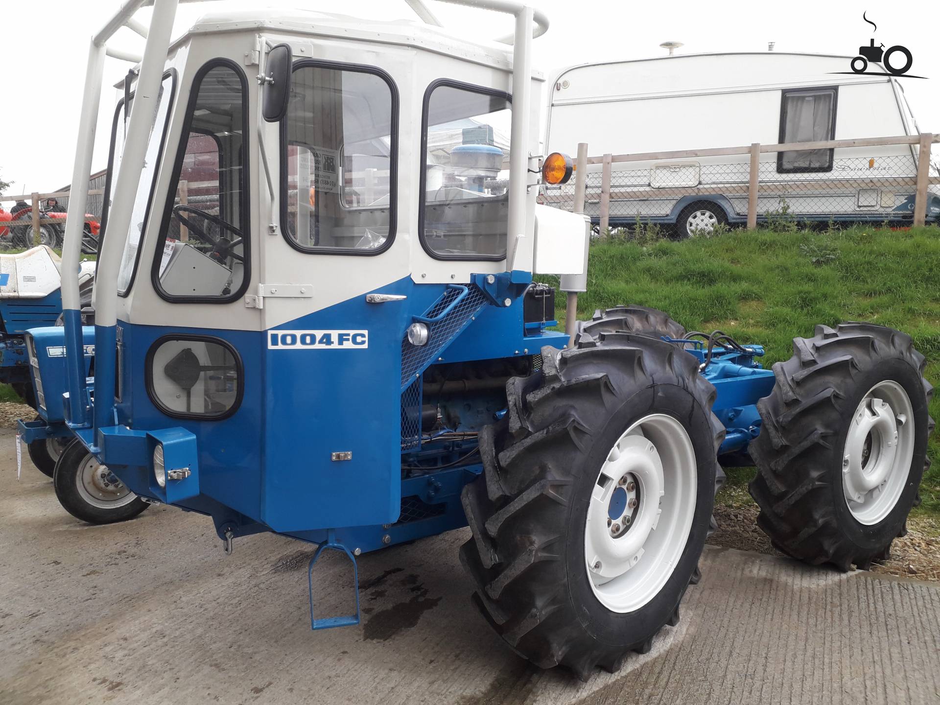 County 1004 Forward Control United Kingdom Tractor picture 1193238