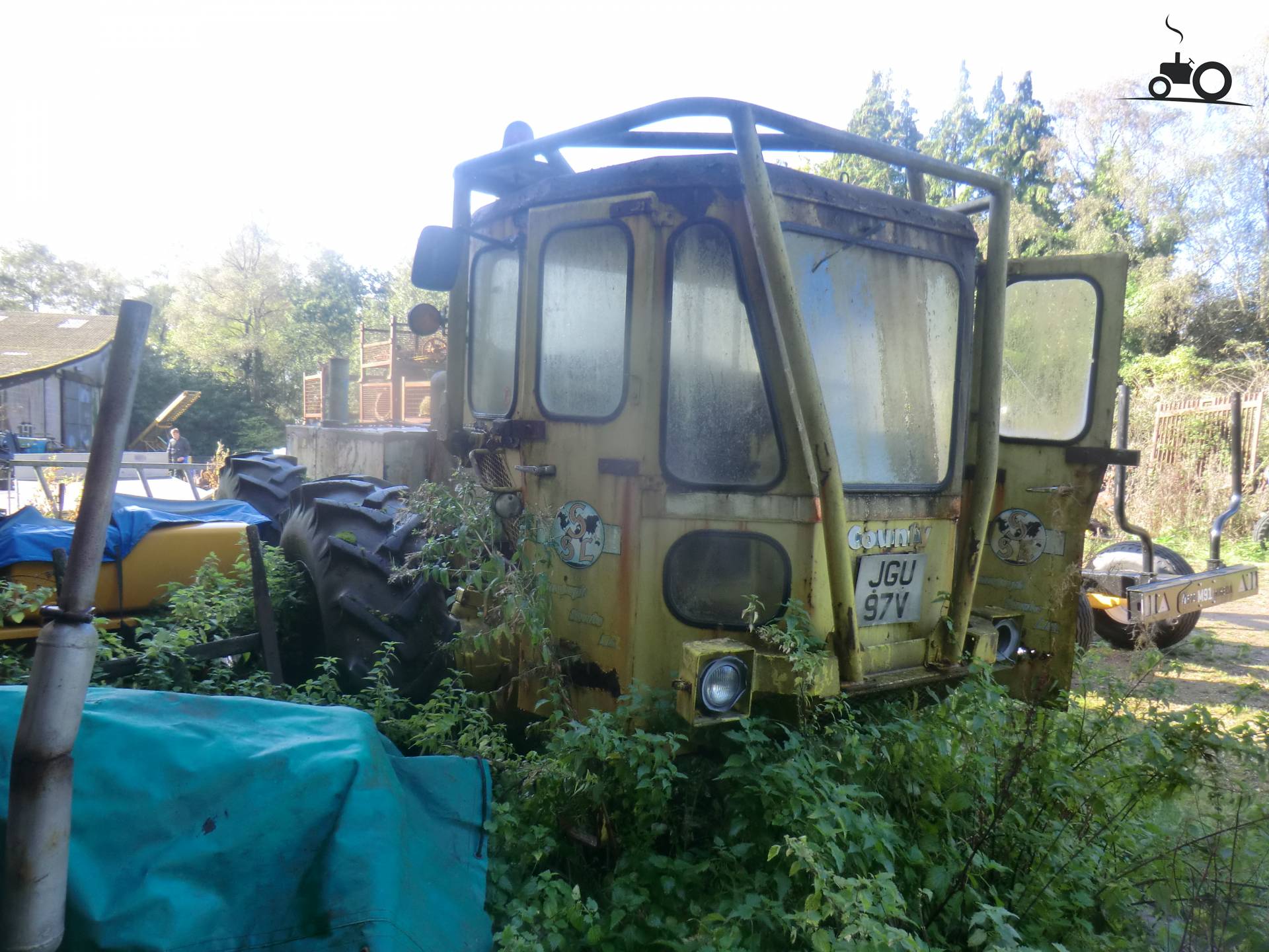 County 1004 Forward Control United Kingdom Tractor picture 880292